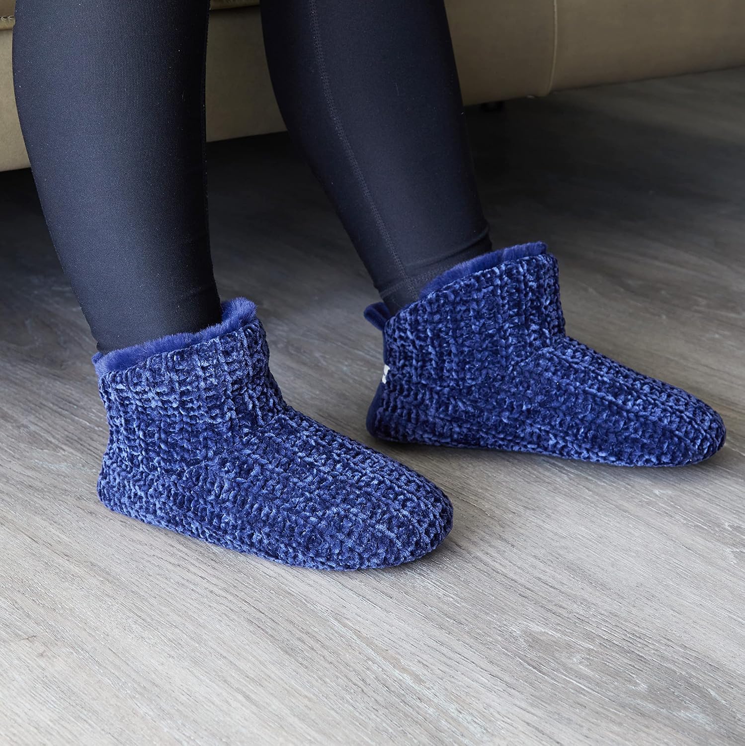 Dearfoams Women's Chenille Bootie Slipper
