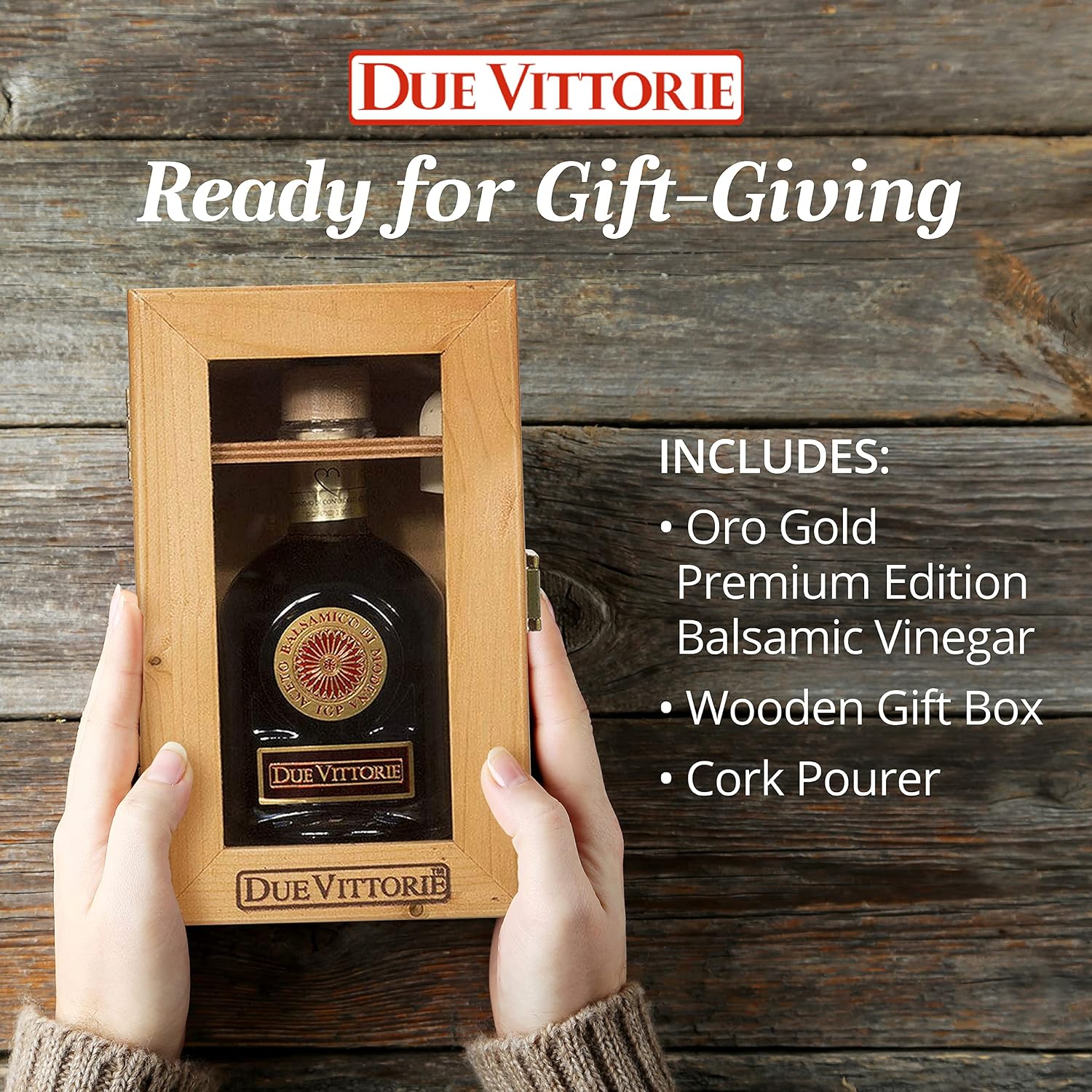 Due Vittorie Oro Gold Premium Edition Balsamic Vinegar Gift Set with Cork Pourer and Wooden Gift Box - Oak Barrel Aged Balsamic Vinegar of Modena - 8.45 fl oz