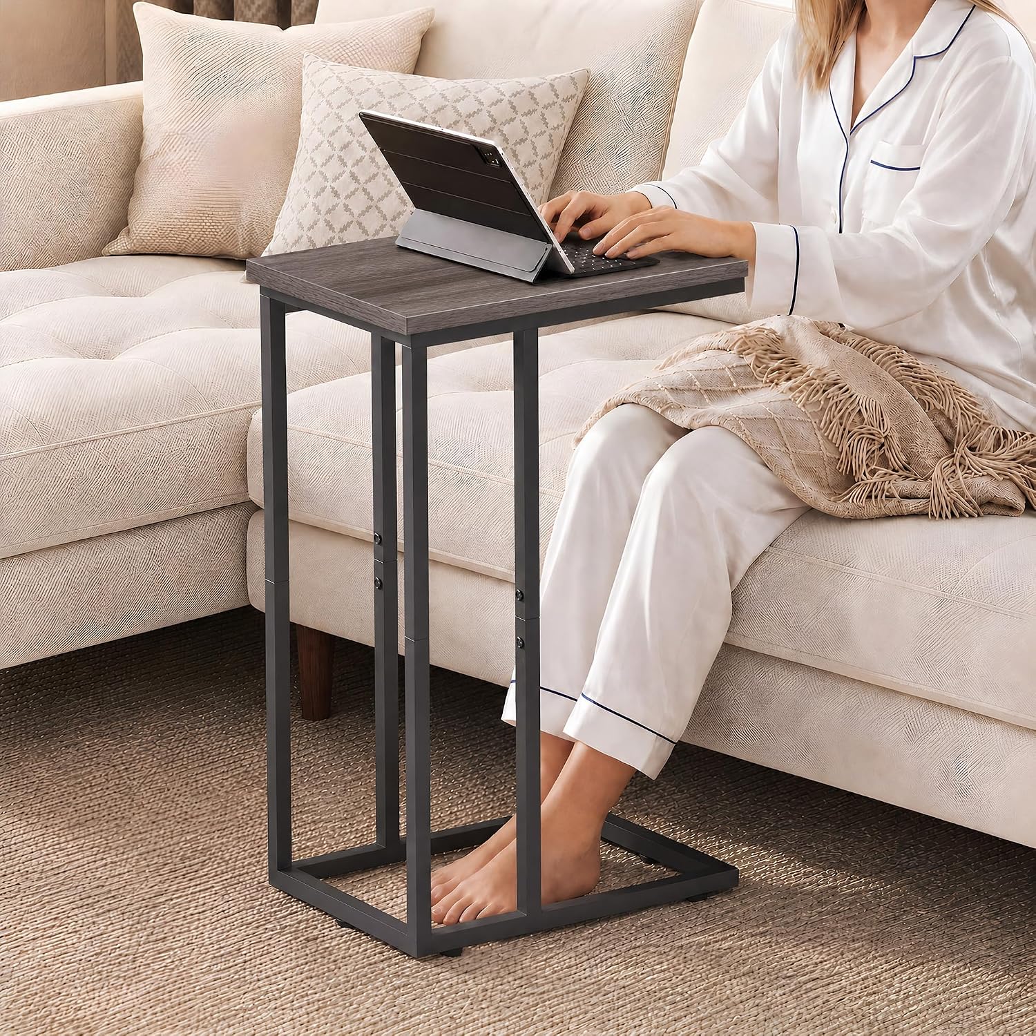 WLIVE C Shaped End Table, Small Side Tables for Sofa and Bed, Couch Table that Slides Under for Living Room, Bedroom, Home Office, Small Spaces