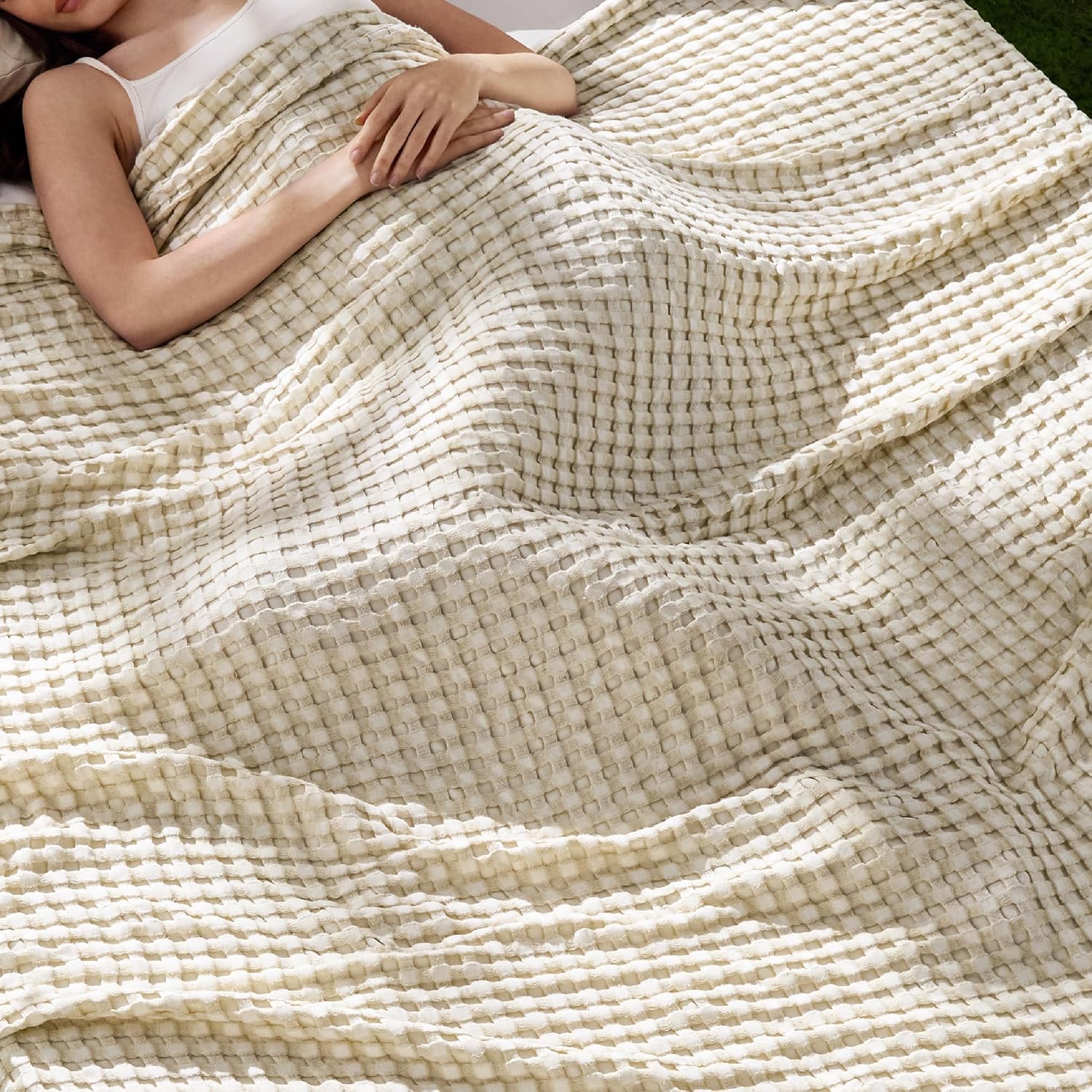 Bedsure Cooling Waffle Blanket for Hot Sleepers, Ivory, Queen, 90"x90"