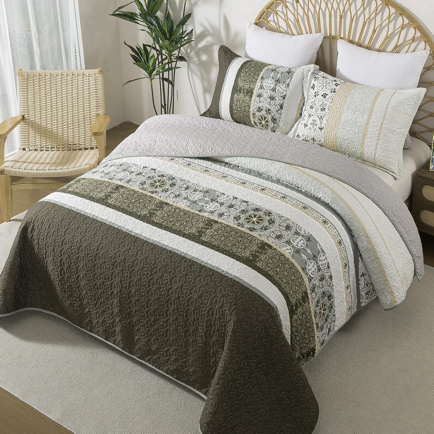 Striped Classical Cotton 3-Piece Patchwork Bedspread Quilt Sets, King Size