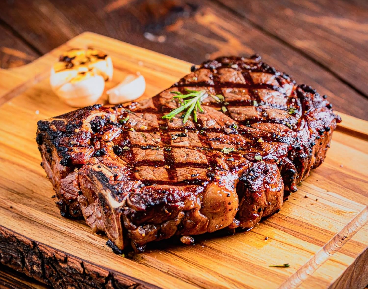 Hi Mountain | GARLIC PEPPER RUB | Meat Seasoning | 11 oz | Garlic pepper seasoning for beef, pork, venison, deer, elk, chicken, burgers, and vegetables