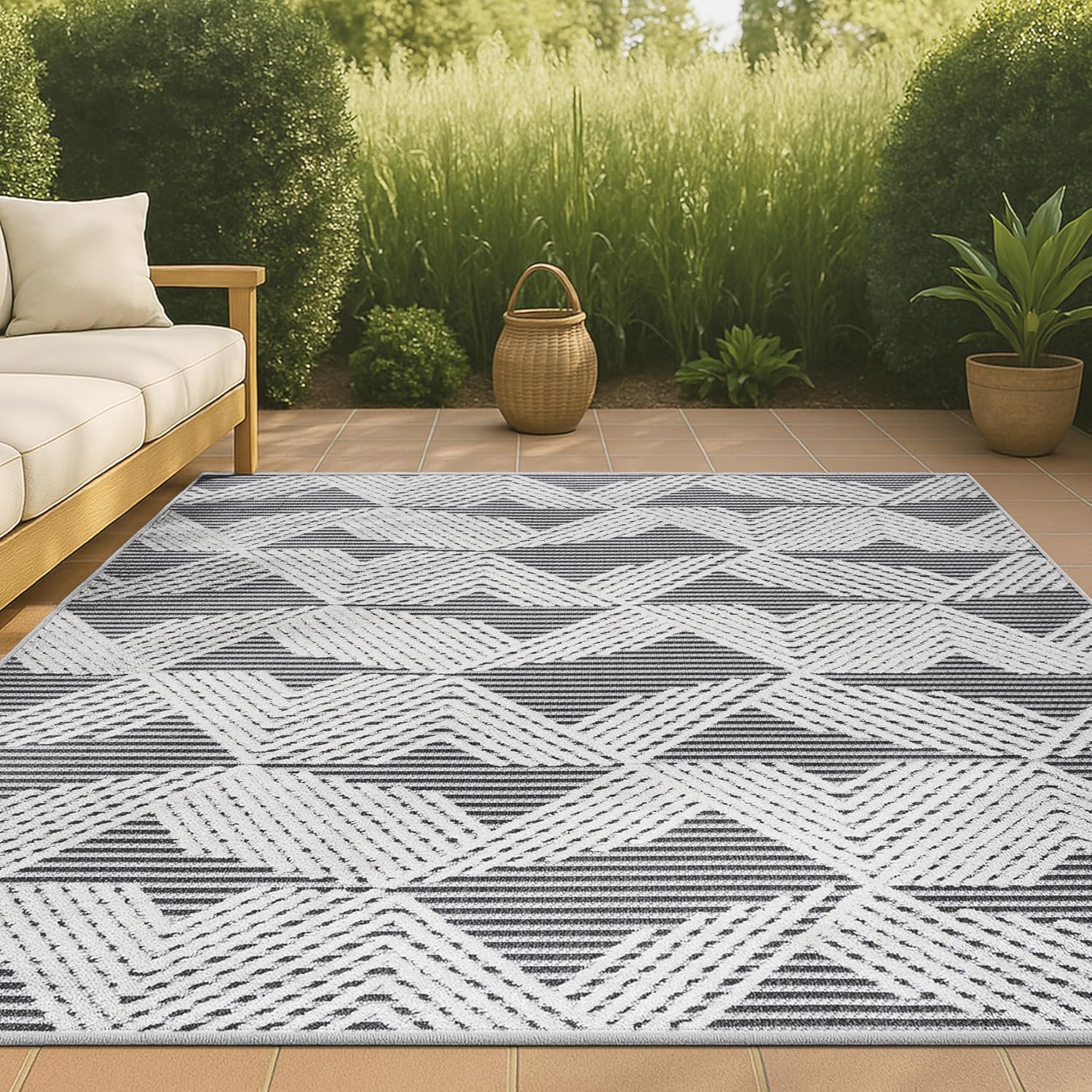 JONATHAN Y Art Deco Geometric Indoor Outdoor Area Rug 3X5 Black/Ivory, Jazz High-Low Pile for Backyard, Patio, Porch, Easy-Cleaning, High Traffic
