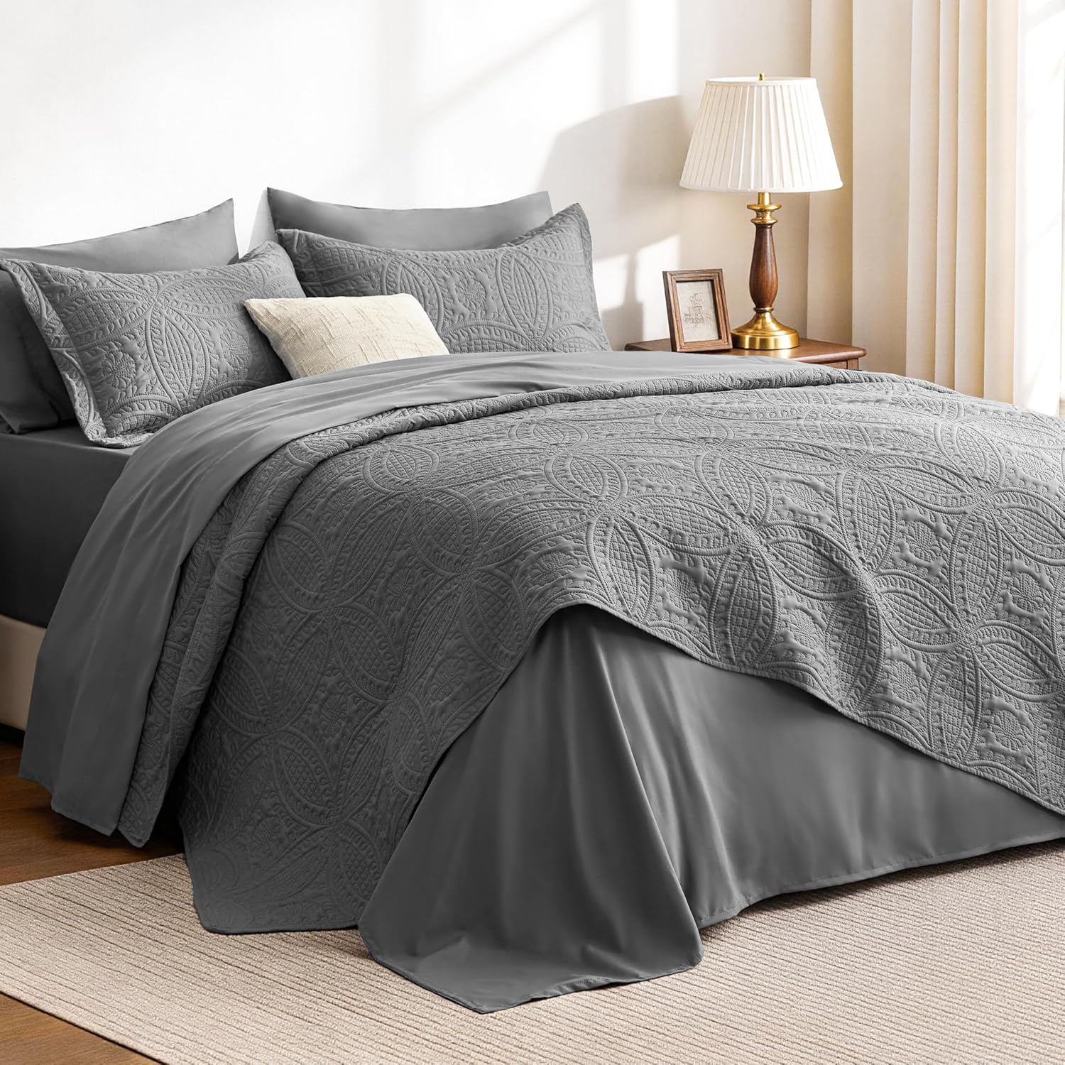 Love's cabin Quilts for Queen Bed Blue Bedspreads - Soft Bed Summer Lightweight Bedspread Comforter - Modern Style Coin Pattern Coverlet for All