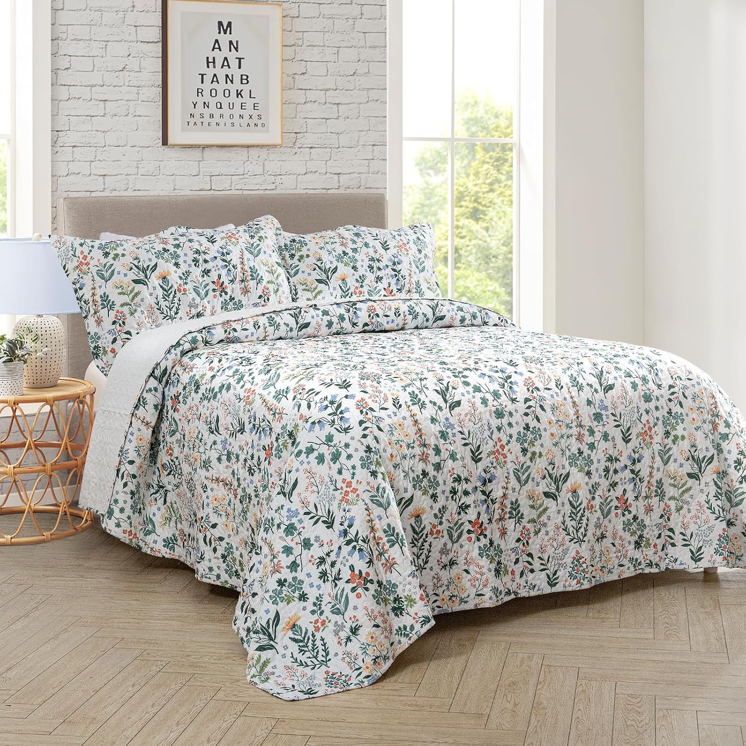 Travan Queen Quilt Set 3-Piece Bedspread Quilted Oversized Lightweight Microfiber Coverlet Set with Shams Violet Purple Floral Pattern Quilted
