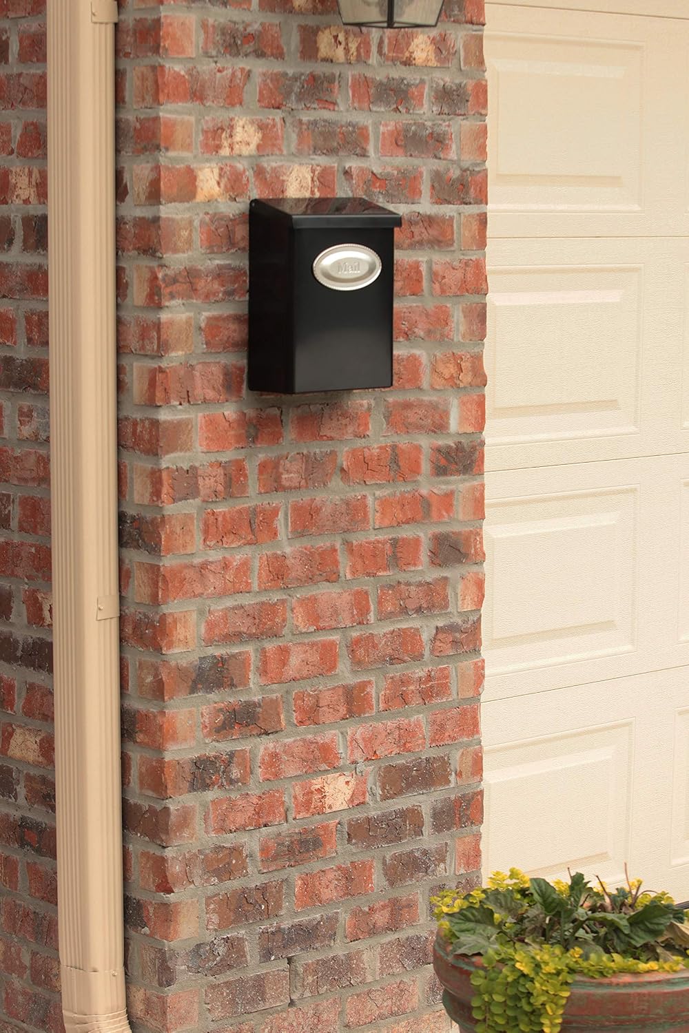 Gibraltar Mailboxes Designer Locking Medium Capacity Galvanized Steel Venetian Bronze, Wall-Mount Mailbox, DMVKGV04
