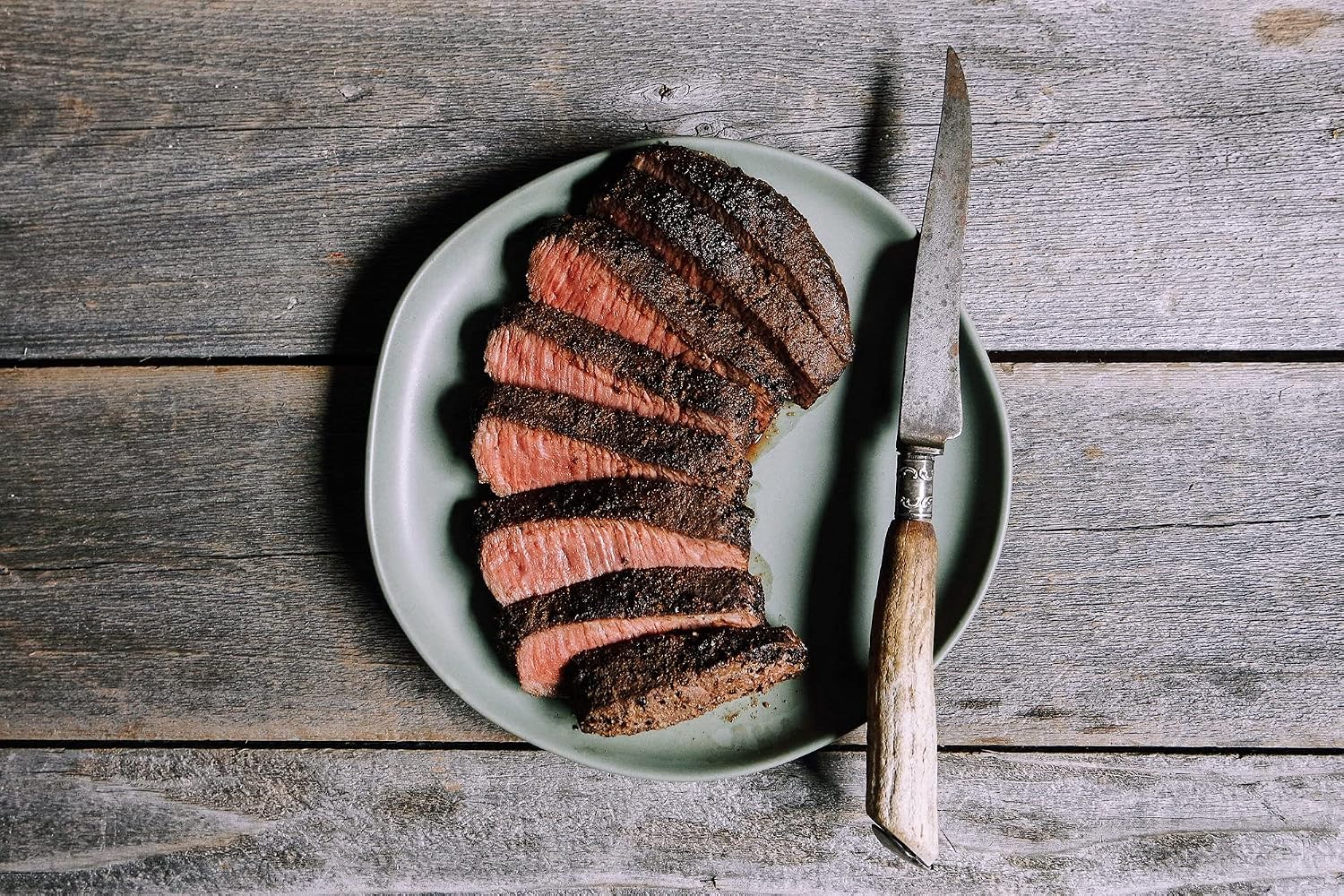 Hardcore Carnivore Black | All-Purpose Beef Seasoning Rub, 13oz Shaker