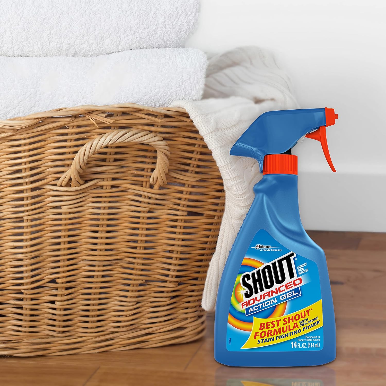 SHOUT Advanced Laundry Stain Remover Gel for Clothes Laundry, Breaks Down Stubborn, Dried-in, and Tough Stains, 22oz Spray, Pack of 3 (Packaging May Vary)