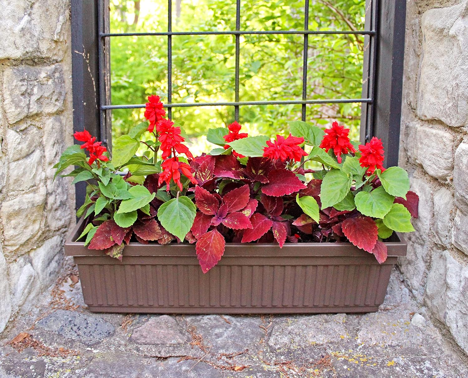 The HC Companies Venetian Window Planter Box w/Drain Plug - Long Planter Box for Windowsills, Balconies & More - Plastic Rectangular Outdoor Planters for Herbs & Flowers (18" Clay, Pack of 1)