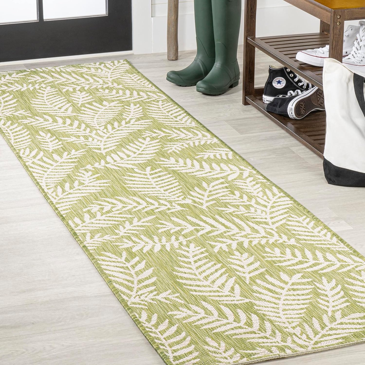 JONATHAN Y Palm Frond Indoor Outdoor Area Rug 3X5 Navy/Ivory, Nevis for Backyard, Patio, Porch, Easy-Cleaning, High Traffic, Pet-Friendly