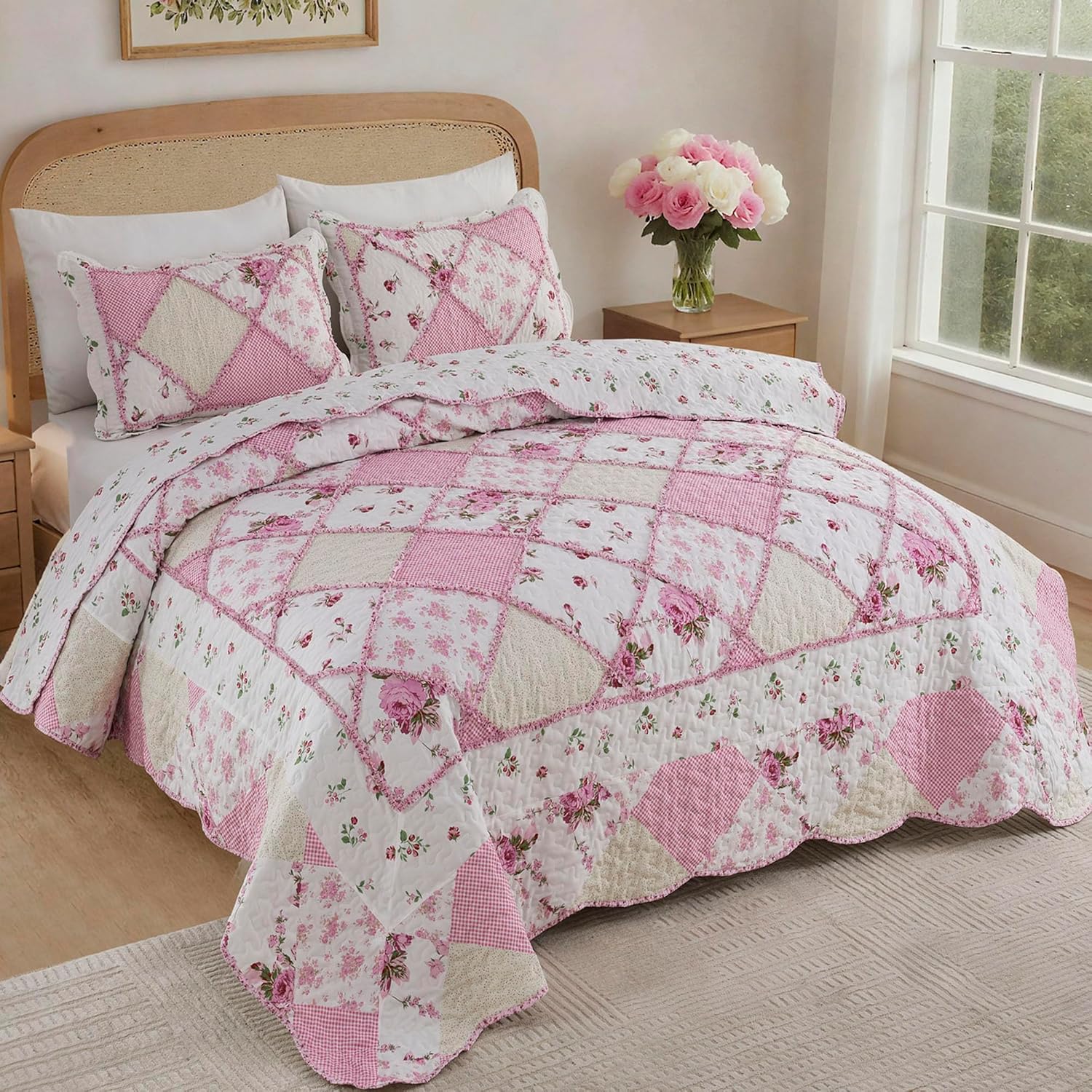 VIVILINEN Blue Floral Patchwork Quilt Set, Full Queen Size, 3 Piece Bedding Set with 2 Pillowcases