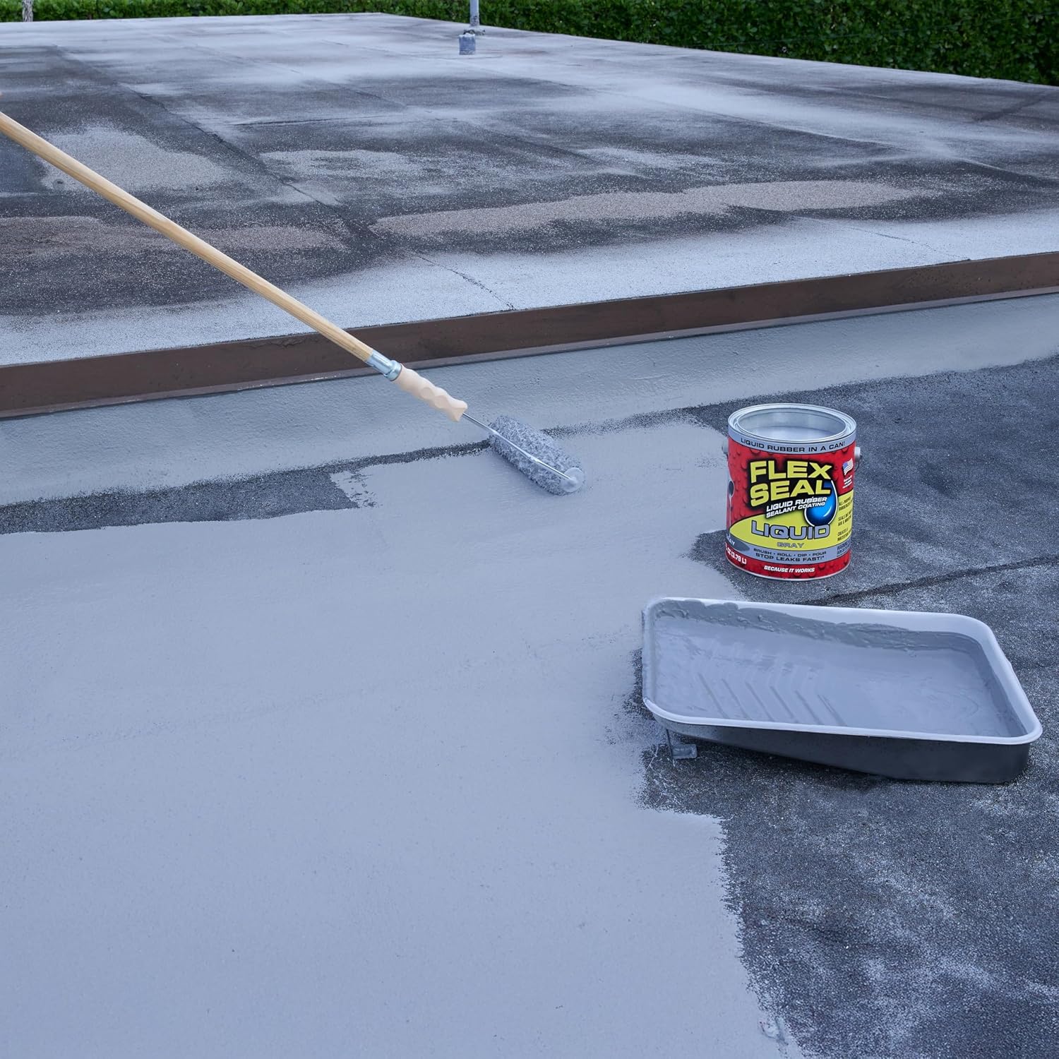 Flex Seal Liquid, Rubber Coating Sealant, Waterproof, Flexible, Breathable, and UV Resistant, Roof Repair, Basements, RV, Campers, Trailers, Marine