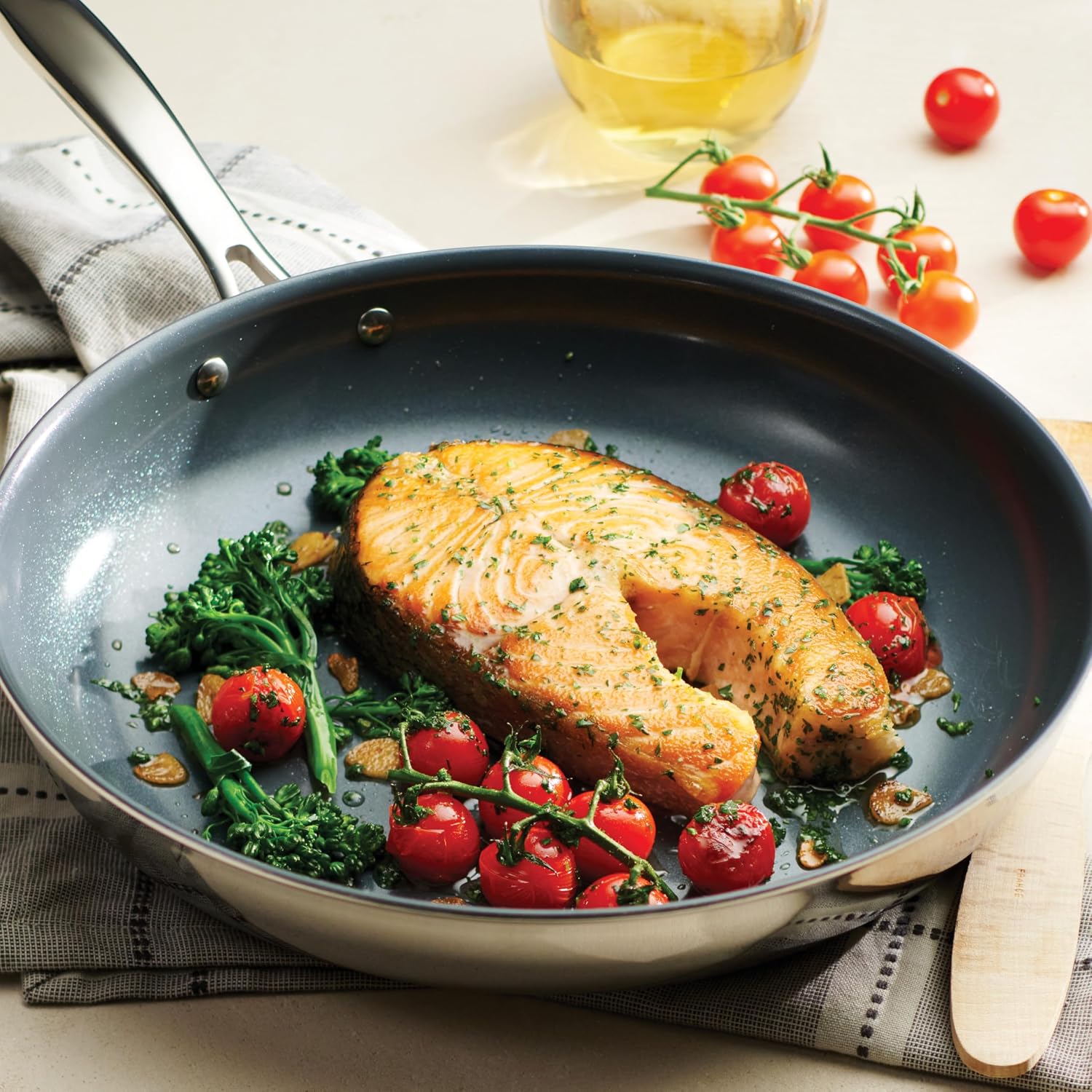 Tramontina Signature Tri-Ply Clad Stainless Steel 12-Inch Large Frying Pan | Induction-Ready Skillet, Dishwasher-Safe, NSF-Certified