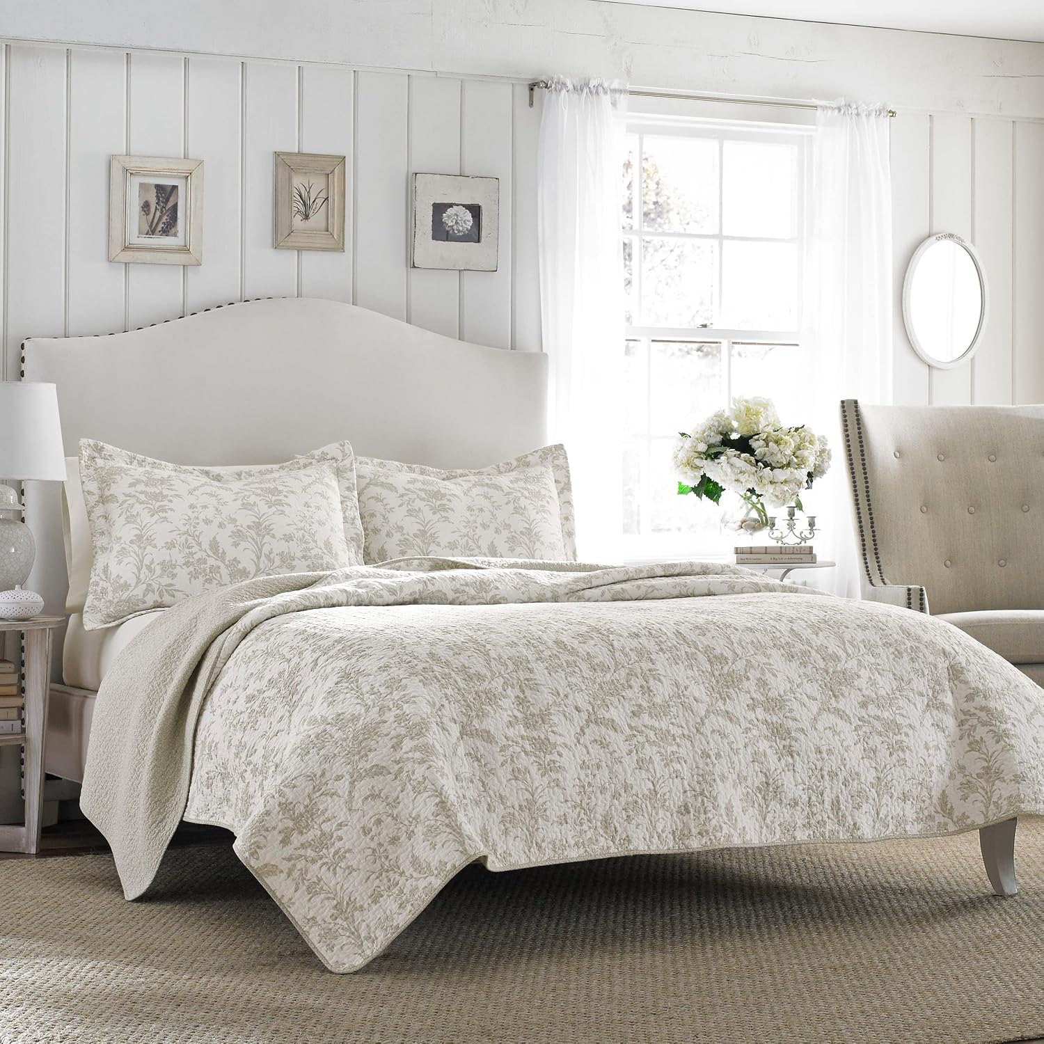 Laura Ashley – Queen Quilt Set, Soft & Lightweight Toile Bedding with Matching Shams, Reversible Floral Room Decor, College Dorm Room Essentials (Amberley Blue)