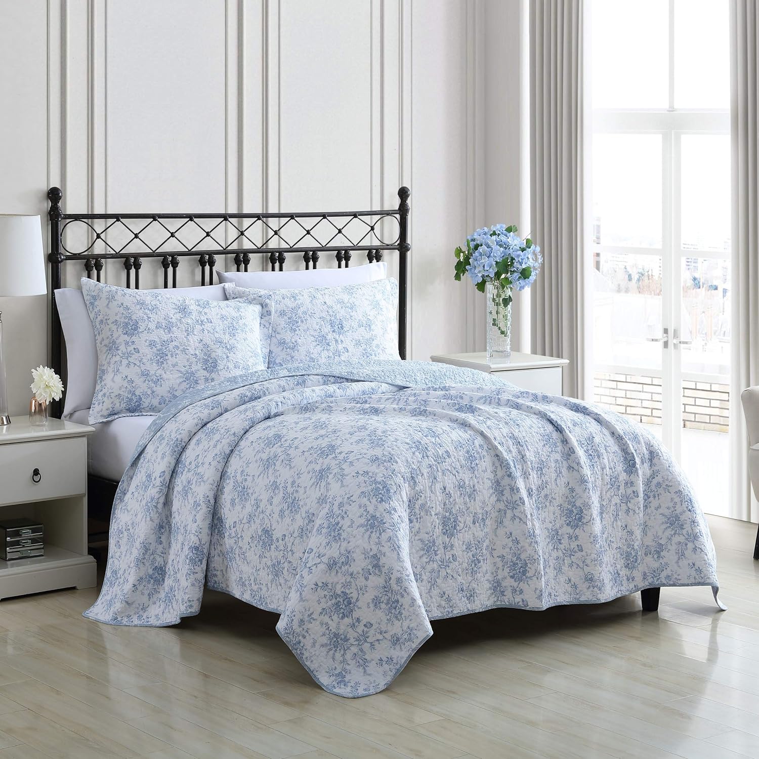 Laura Ashley - Queen Quilt Set, Soft Cotton Bedding with Matching Shams, Reversible Floral Toile Design, Floral Room Decor