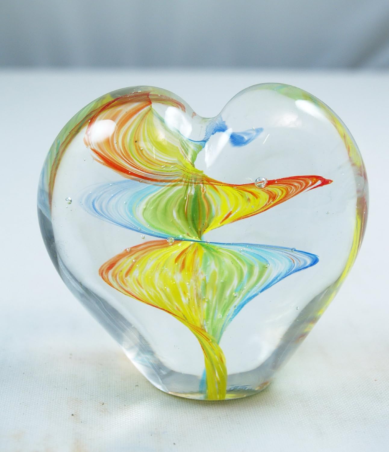M Design Art Handcraft Glass Rainbow Wave Art Heart Glass Paperweight