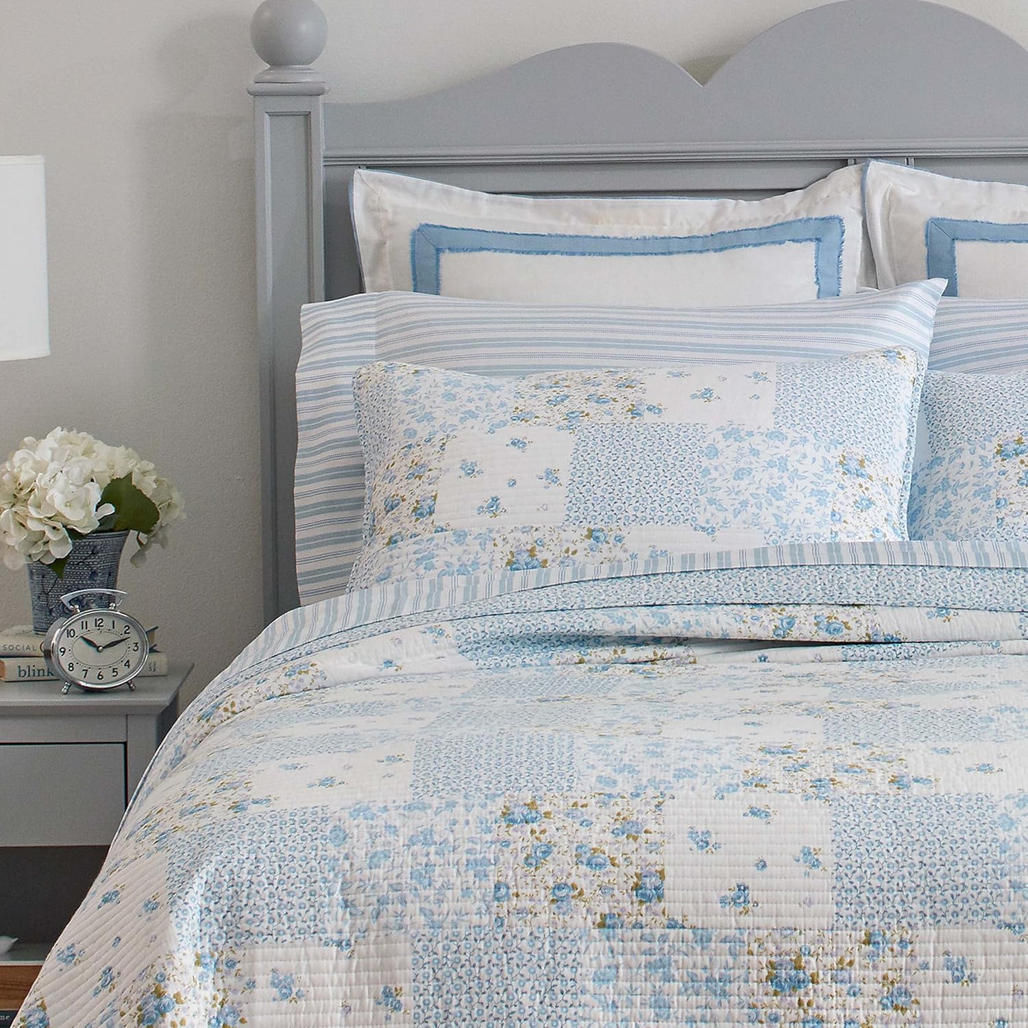 Laura Ashley - Queen Quilt Set, Cotton Reversible Bedding with Matching Shams, Bedroom Decor Ideal for All Seasons (Kenna Blue, Queen)