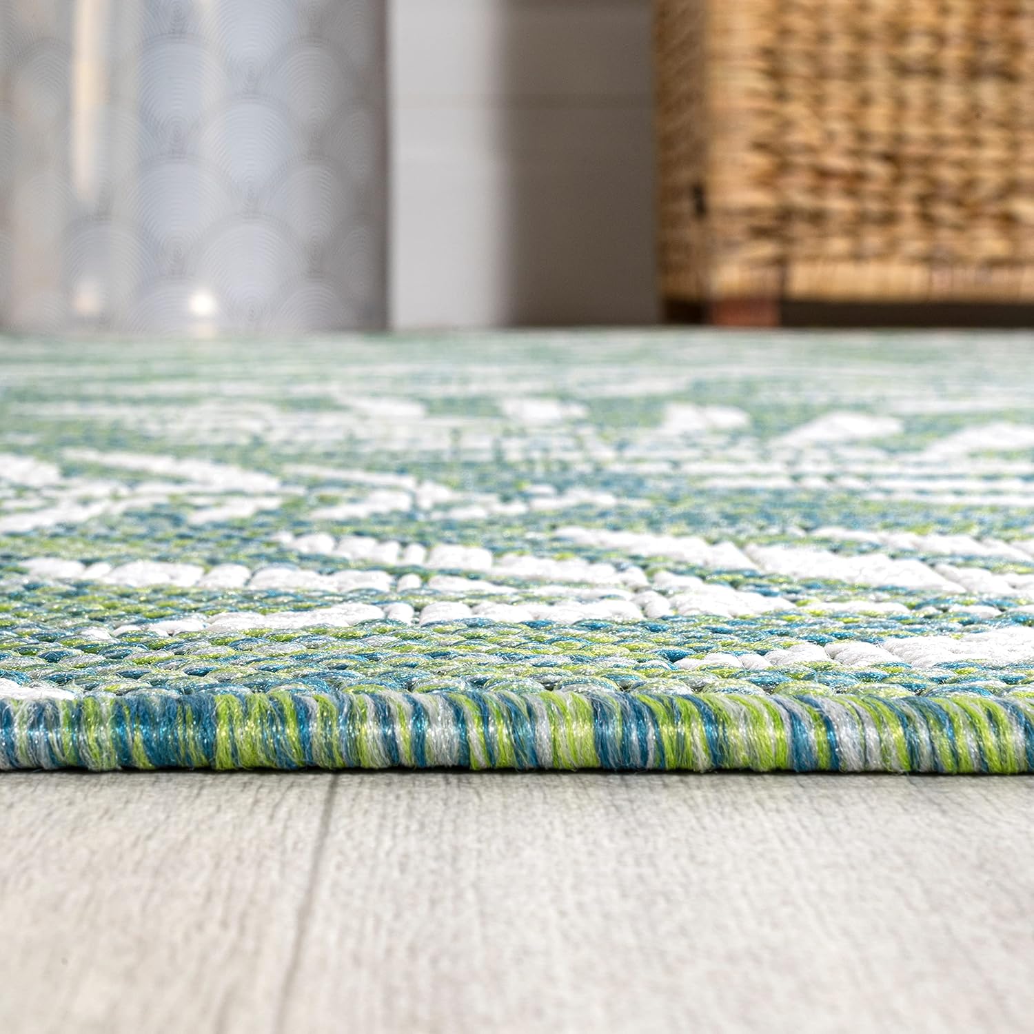 JONATHAN Y Palm Frond Indoor Outdoor Area Rug 3X5 Navy/Ivory, Nevis for Backyard, Patio, Porch, Easy-Cleaning, High Traffic, Pet-Friendly