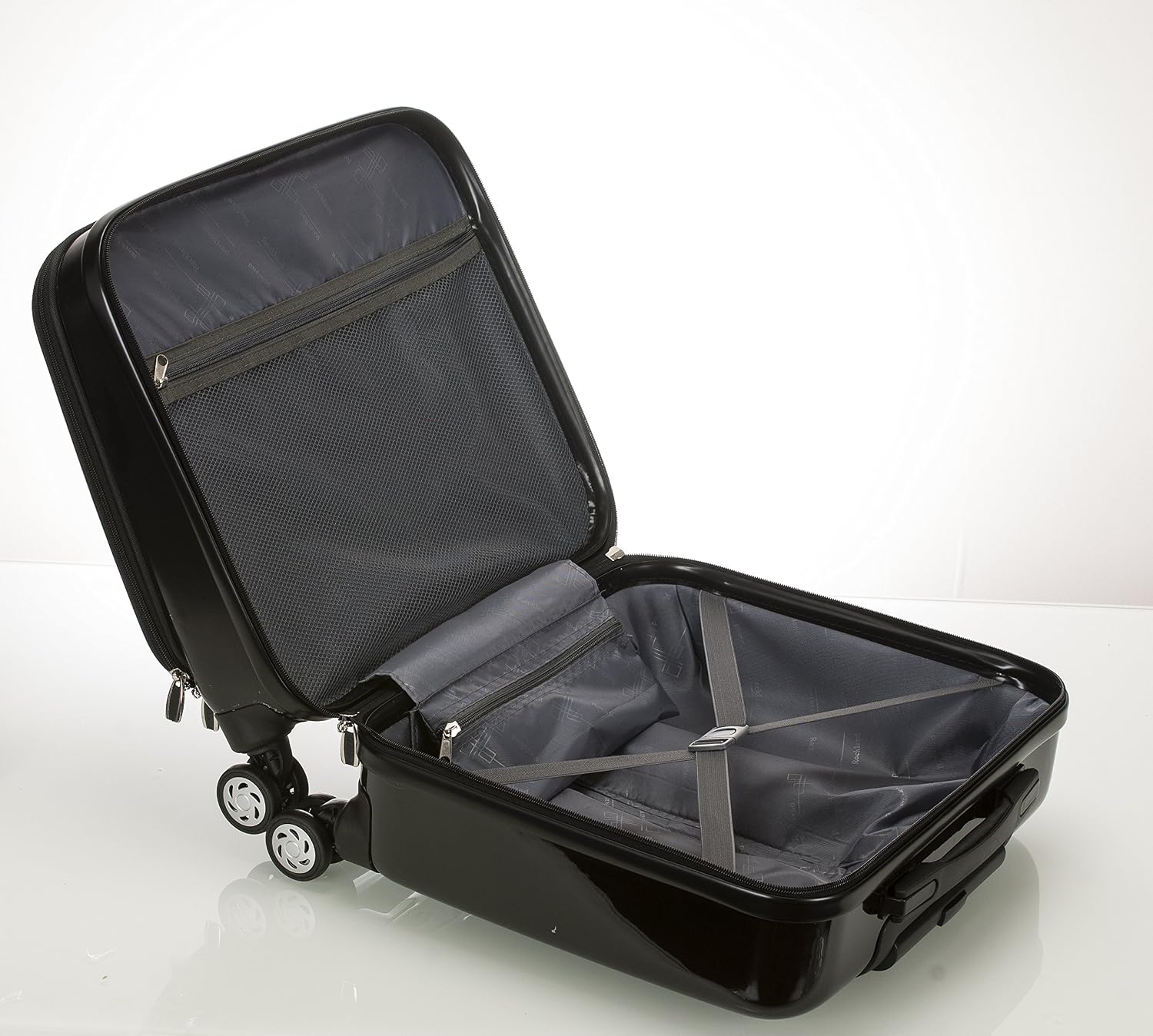Rockland Revolution Hardside Rolling Computer Case, Carry-On, Silver