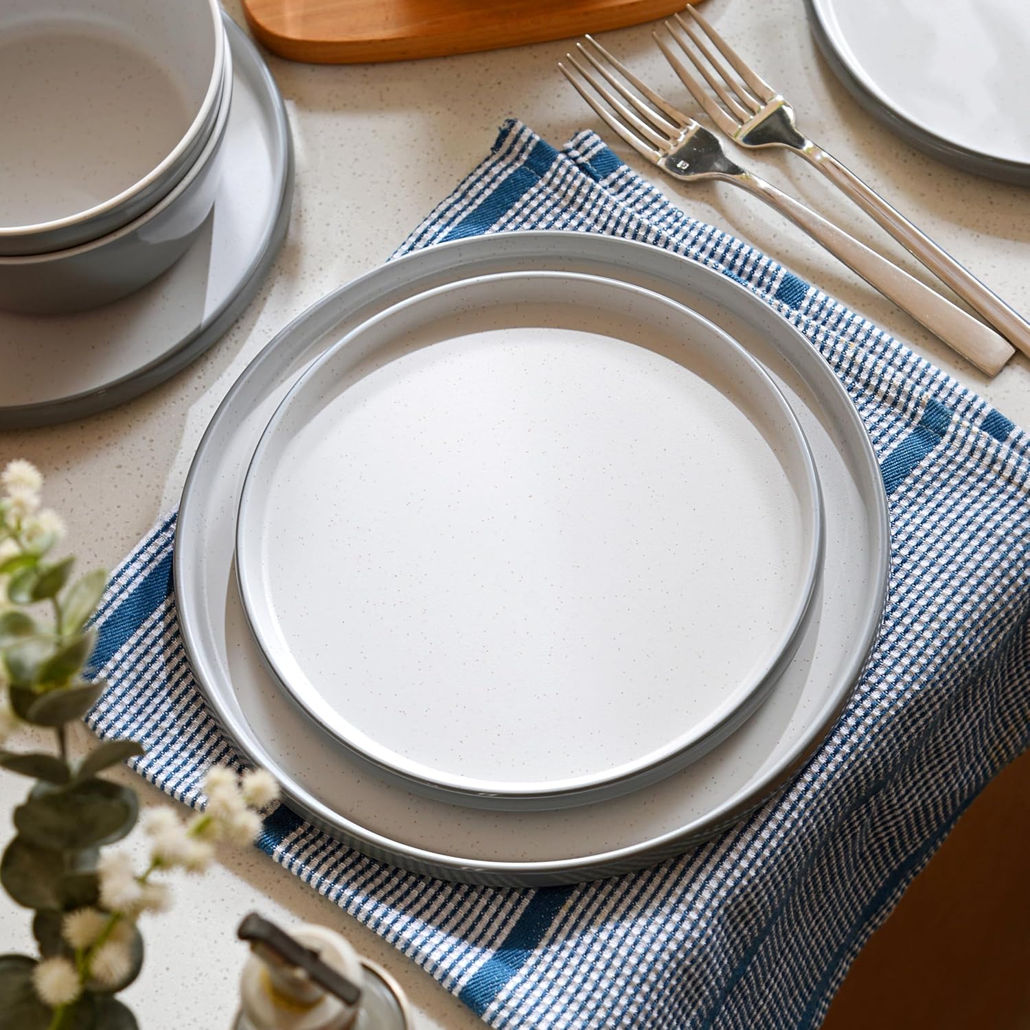 Melamine Dinnerware Sets, Plates and Bowls Sets 12 Pcs, Melamine Plates, Dish Set for 4, Unbreakable Dinnerware Set for Party, BPA Free