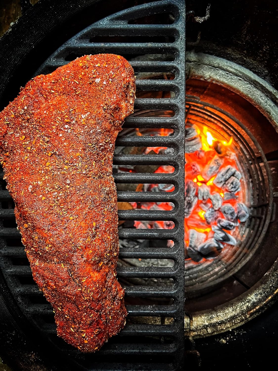 Angus & Oink | Dirty Cow Beef BBQ Rub | Bold Flavour for Brisket & Beef Ribs | Perfect for Low & Slow BBQ | Coffee-Infused Bark Maker | Gluten-Free | 220g