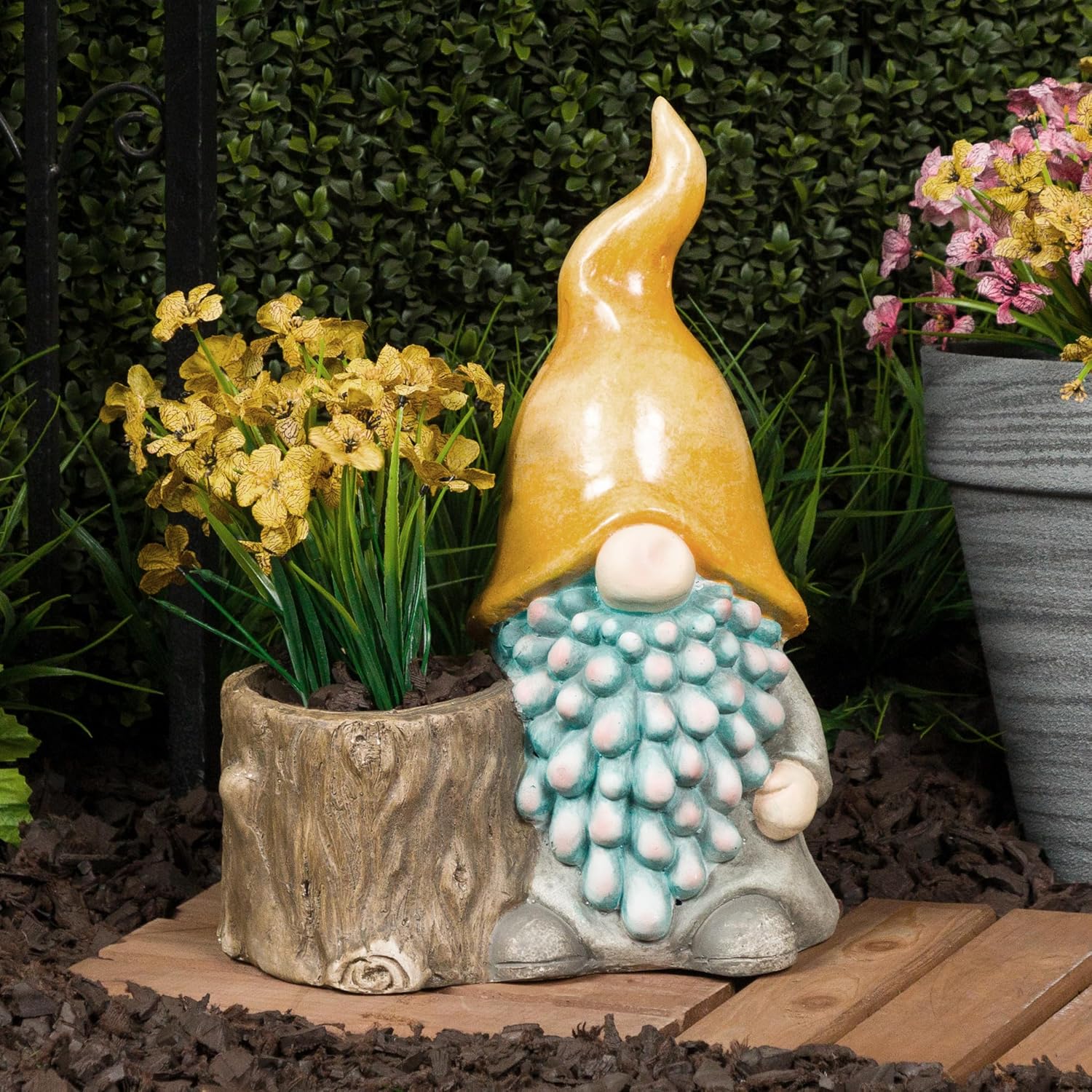 Alpine Corporation 12" Tall Traditional Outdoor Garden Gnome Yard Statue Decoration