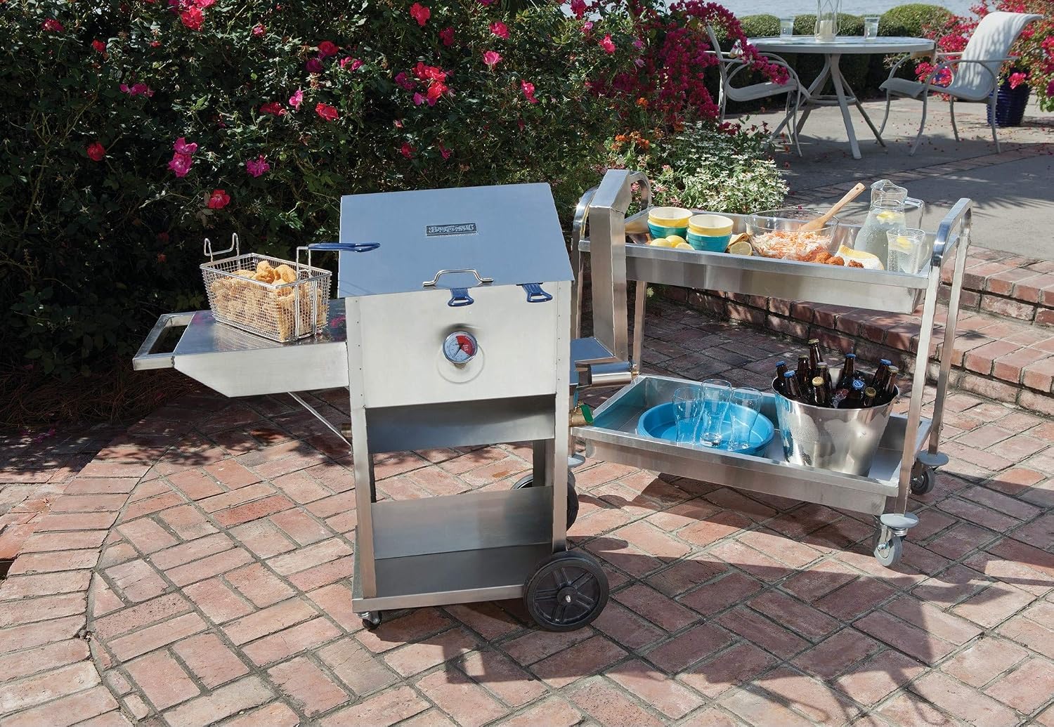 Bayou Classic 700-709 9-gal Stainless Bayou Fryer Features Stainless Cart w/Side Shelf Three Mesh Baskets Fry Thermometer 10-psi Regulator w/ 48-in