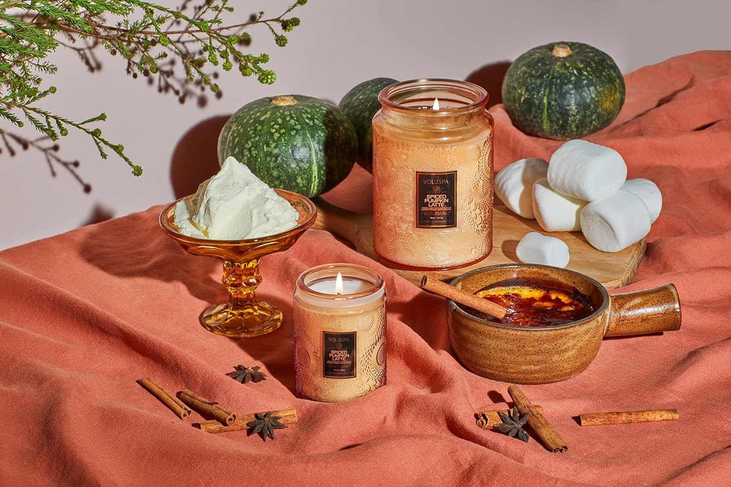 Voluspa Baltic Amber, Small Candle Jar, 5.5 oz, 50 Hour Burn Time, Coconut Wax for Clean Burning, Handcrafted in the USA
