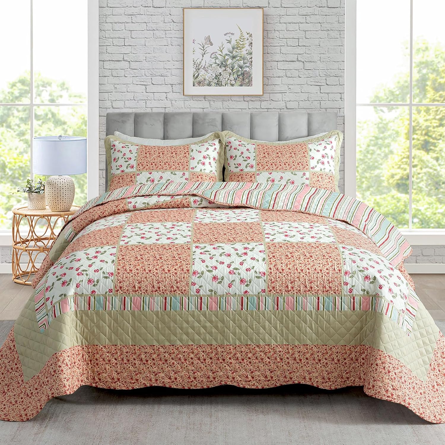 Travan Queen Quilt Set 3-Piece Bedspread Quilted Oversized Lightweight Microfiber Coverlet Set with Shams Violet Purple Floral Pattern Quilted