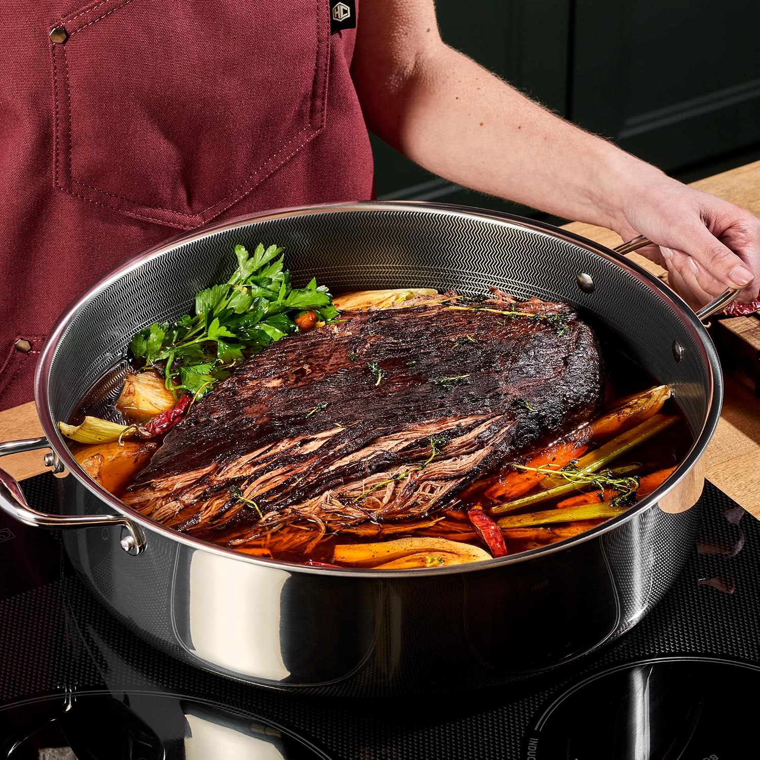 HexClad 4.5 Qt Hybrid Nonstick Deep Sauté Frying Pan & Lid, Induction Ready | Stay-Cool Handles, Dishwasher and Oven Safe up to 900°F, Compatible with All Cooktops