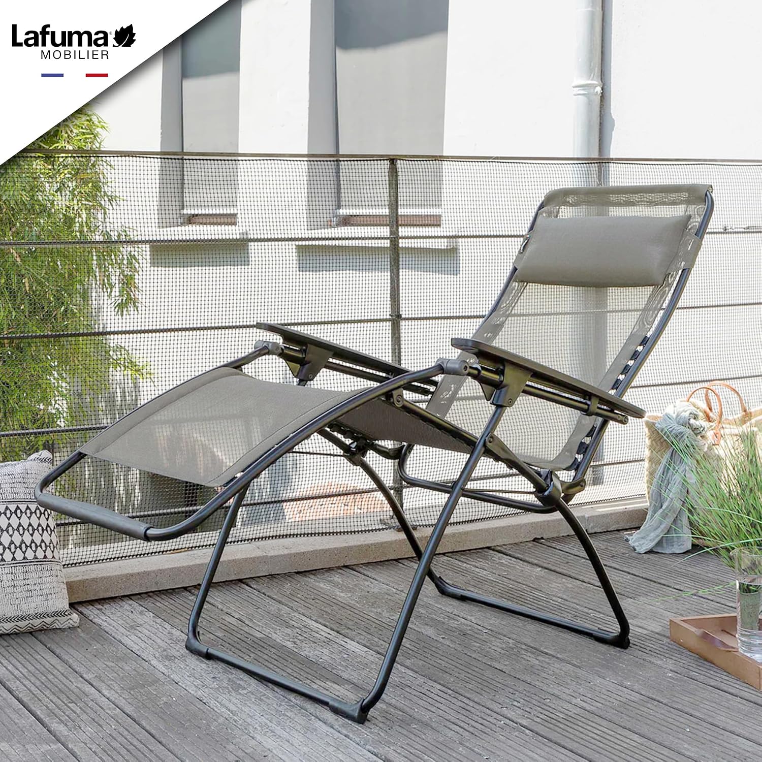 Lafuma Futura Series Patio and Poolside Zero Gravity Outdoor Lounge Recliner Chair with Adjustable and Removable Headrest, Moss Green