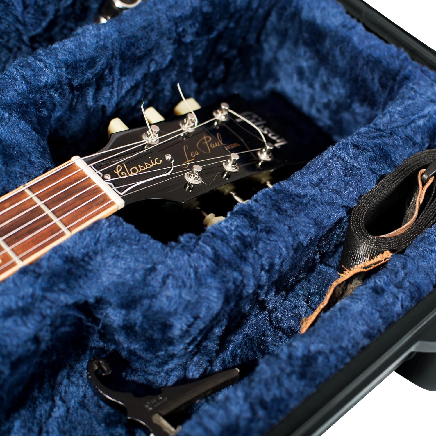 Gator Cases Titan Series Waterproof/Dust Proof Case for Les Paul Style Electric Guitars (GWP-LP)
