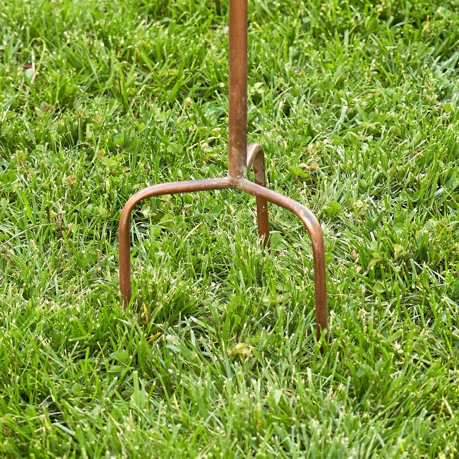 Large Copper Colored Multi-Birdhouse Stakes, Room for 4 Bird Families in Each (Cube Homes with Pyramid Roofs)