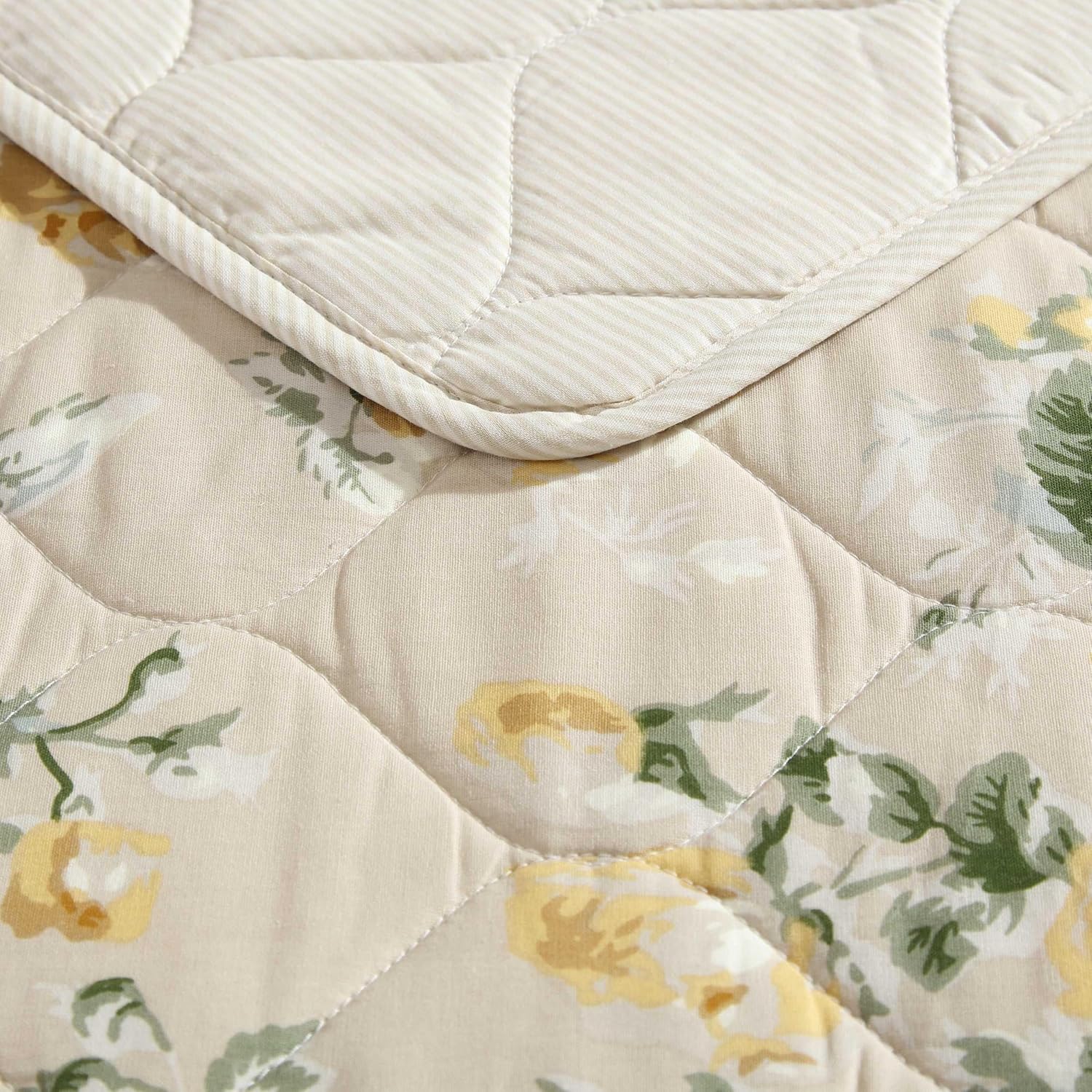 Laura Ashley - Queen Quilt Set, Soft Cotton Bedding with Matching Shams, Reversible Floral Toile Design, Floral Room Decor