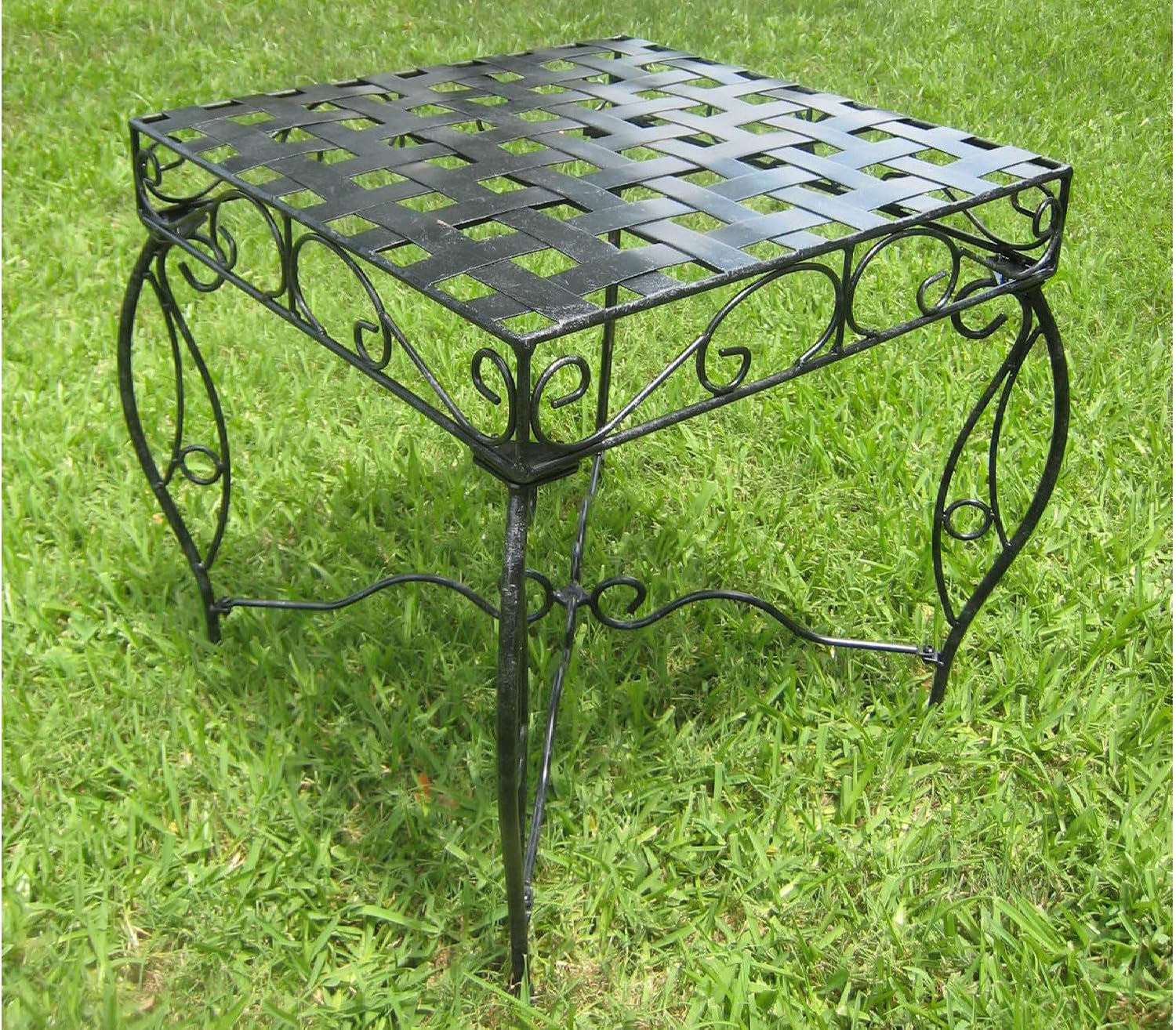 Iron Side Table - Lattice (Black Pewter) (22"H x 20"W x 20"D)