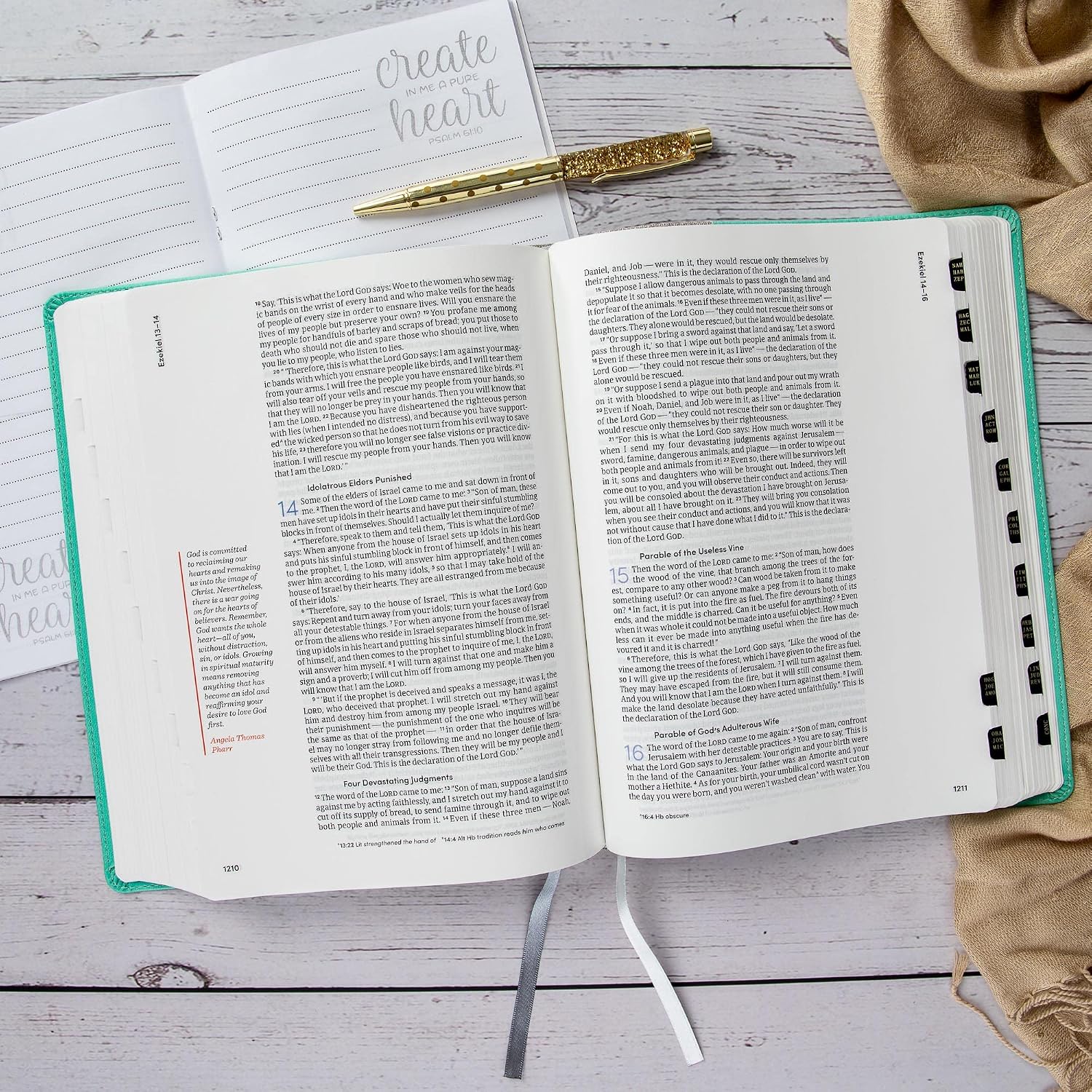 CSB Lifeway Women's Bible, Gray/Mint LeatherTouch, Indexed, Black Letter, Single-Column, Wide-Margins, Devotions, Articles, Word Studies
