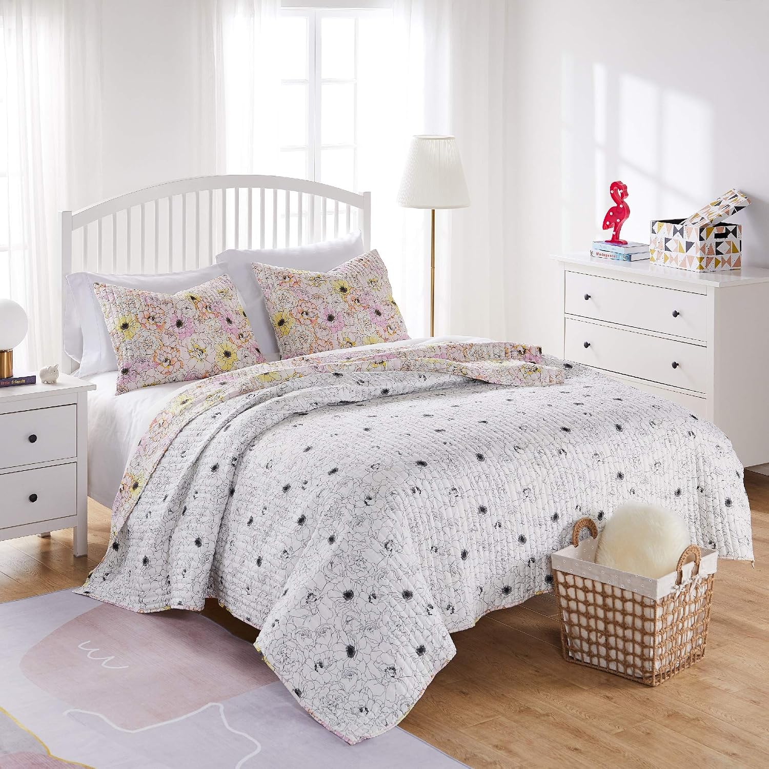 Greenland Home Fashions Ultra-Soft, Reversible, Brushed Microfiber Quilt Set, 3-Piece Full/Queen, Misty Bloom