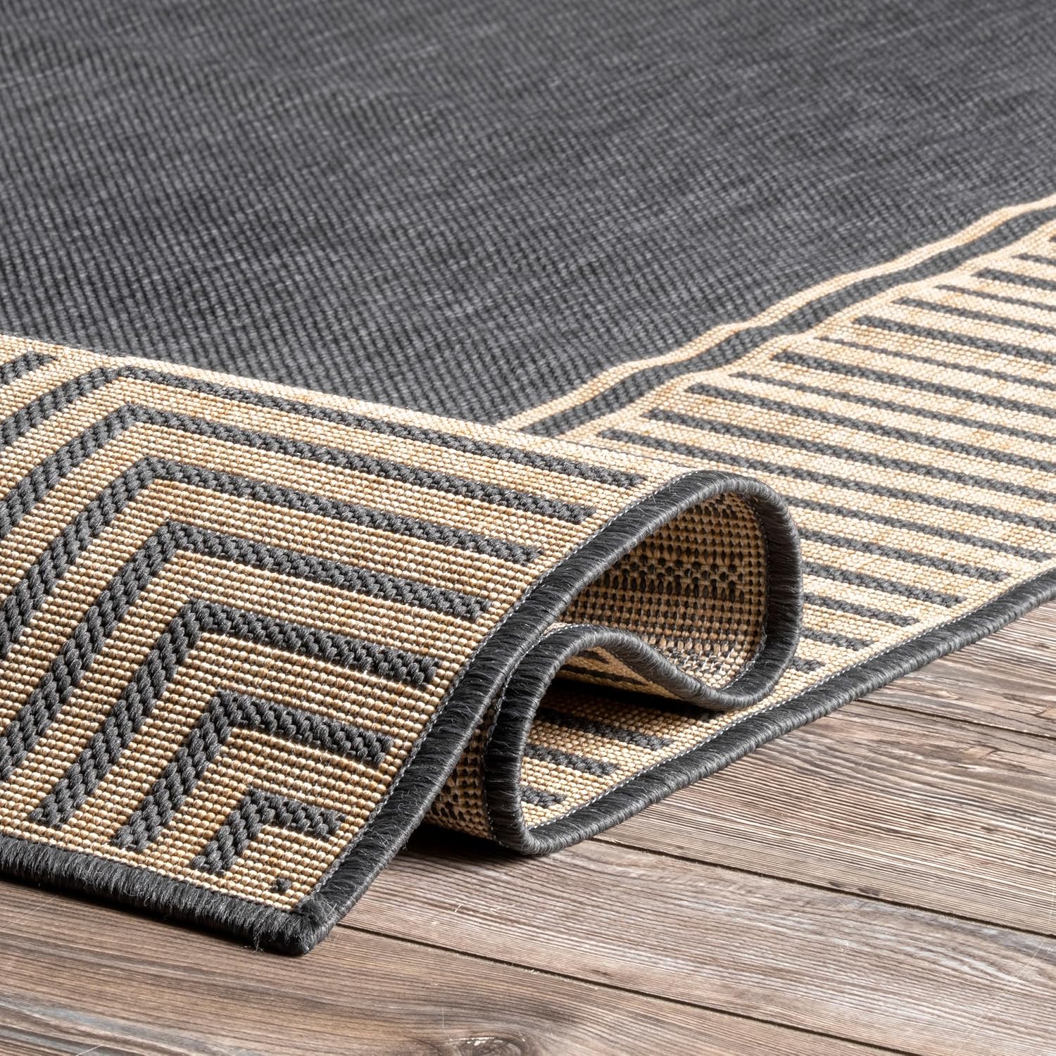 nuLOOM Asha Light Brown Bordered Indoor/Outdoor Area Rug, 4' x 5'