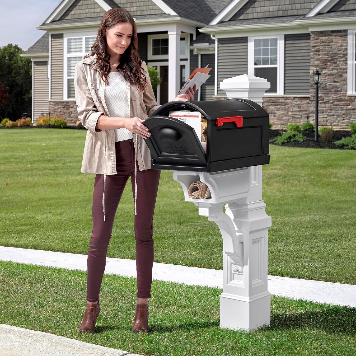 Step2 Atherton Mail Post, Mailbox Not Included, Weather Resistant, Large Outdoor Mailbox Post, Made of Durable Plastic, Easy to Install, Classic White