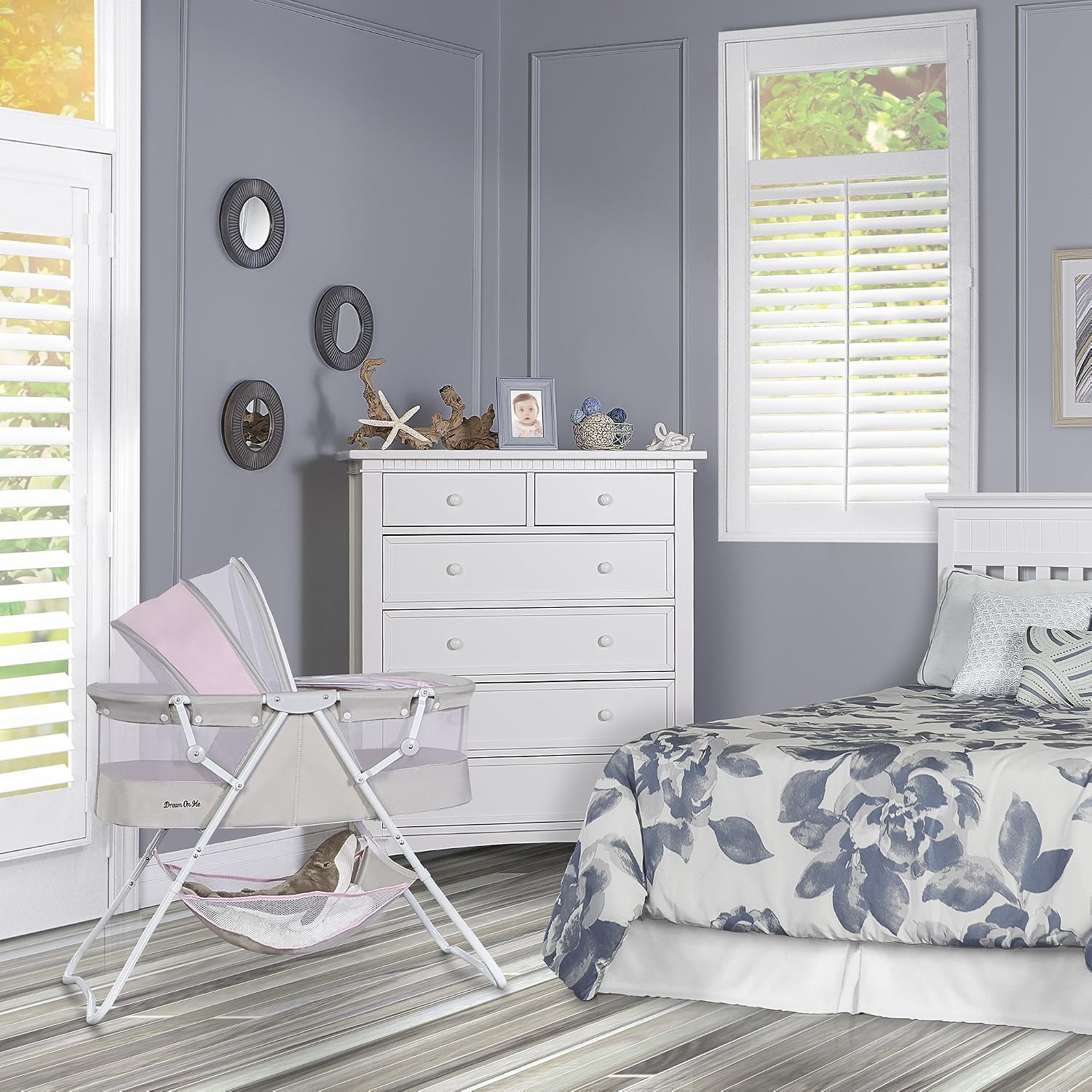 Dream On Me Karley Bassinet in Grey and Pink