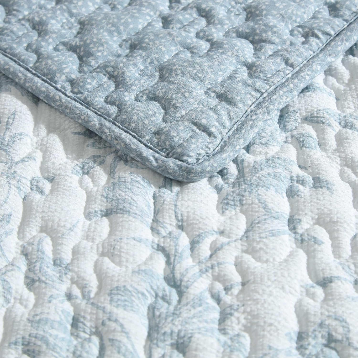 Laura Ashley – Queen Quilt Set, Soft & Lightweight Toile Bedding with Matching Shams, Reversible Floral Room Decor, College Dorm Room Essentials (Amberley Blue)
