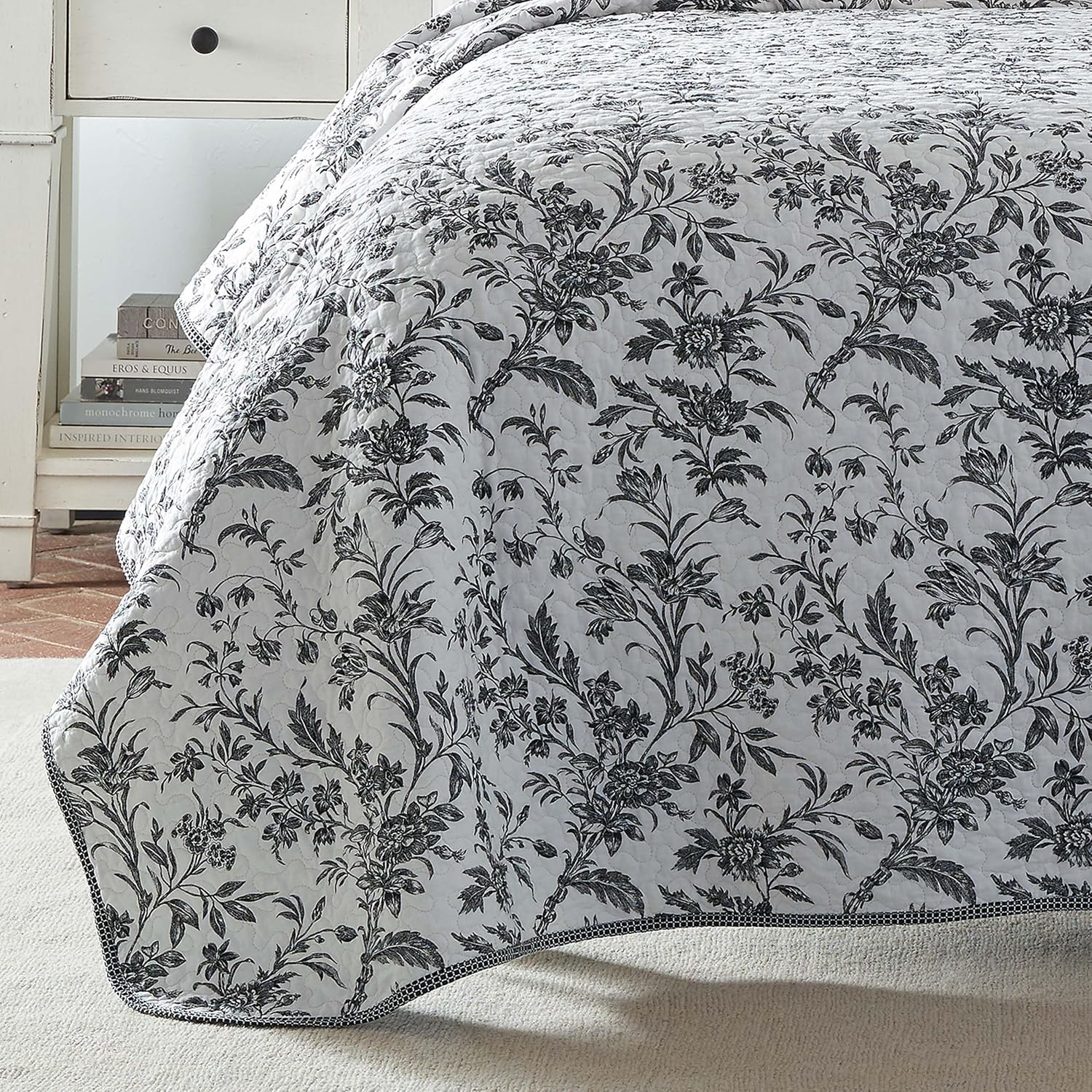 Laura Ashley – Queen Quilt Set, Soft & Lightweight Toile Bedding with Matching Shams, Reversible Floral Room Decor, College Dorm Room Essentials (Amberley Blue)