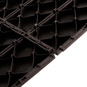 interlocking deck tile