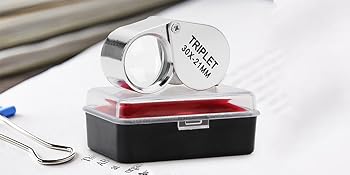 High quality lens for extra sharpness and clarity magnifiers