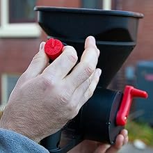 seed spreader with adjustable knob