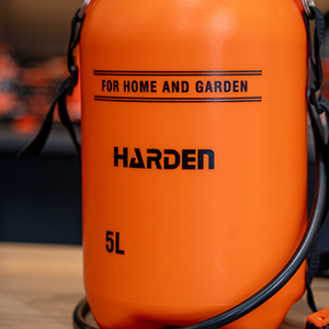 1 Gallon pump sprayer