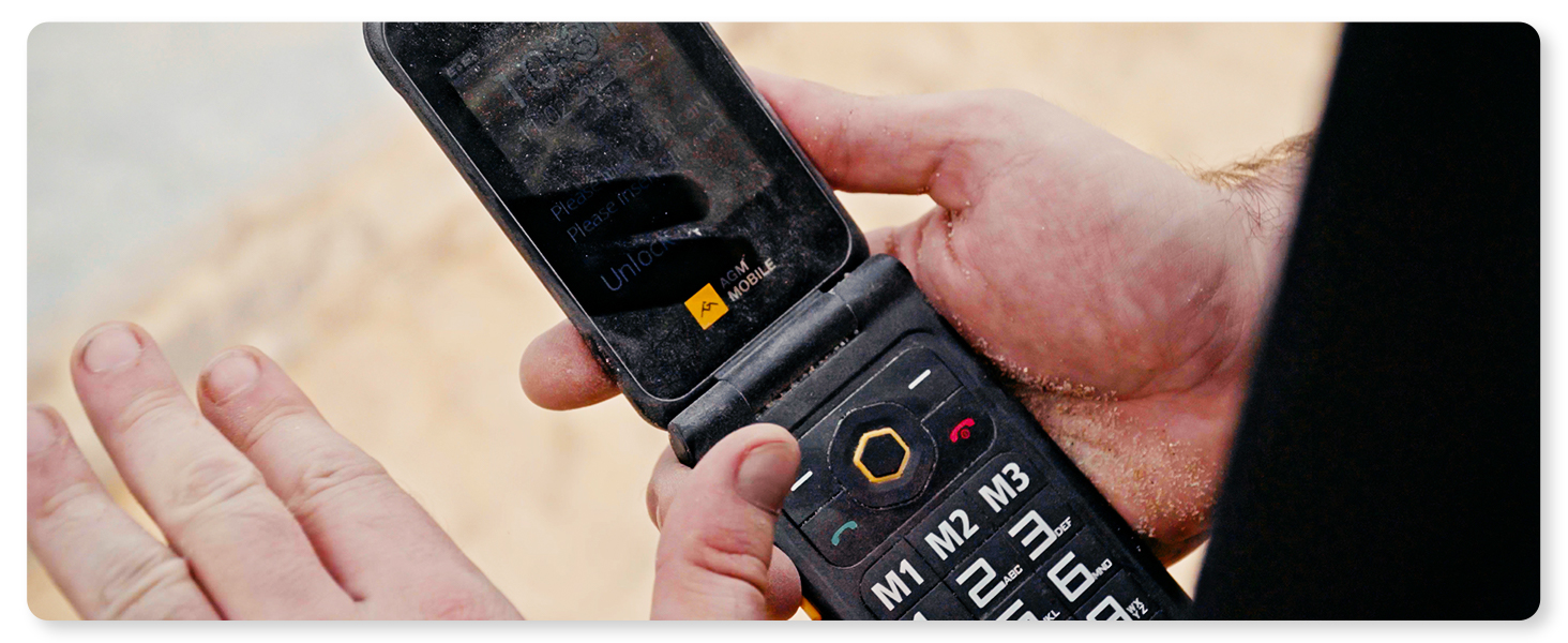 M8 Rugged Flip Phone - Dustproof