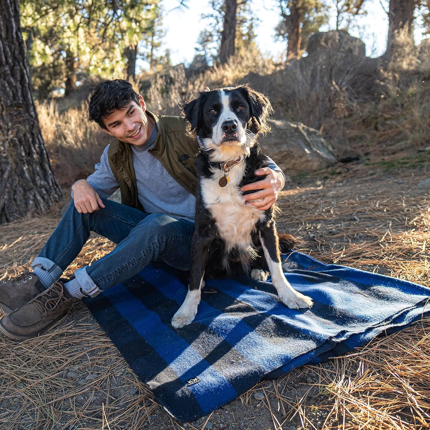 Arcturus Military Wool Blanket - Warm, Thick, Washable - Great for Outdoors, Camping, Stadium Blanket, Picnics, Travel - Car & Bushcraft Survival Kits