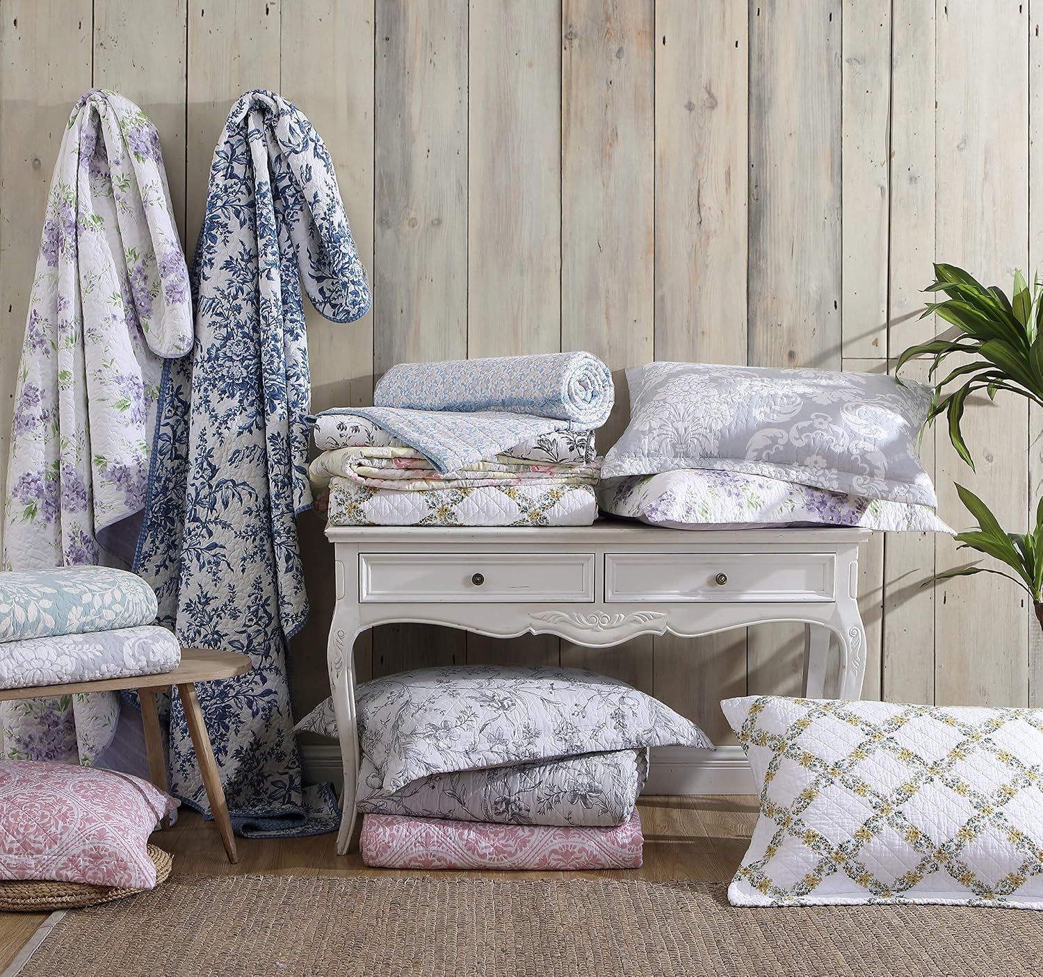 Laura Ashley – Queen Quilt Set, Soft & Lightweight Toile Bedding with Matching Shams, Reversible Floral Room Decor, College Dorm Room Essentials (Amberley Blue)