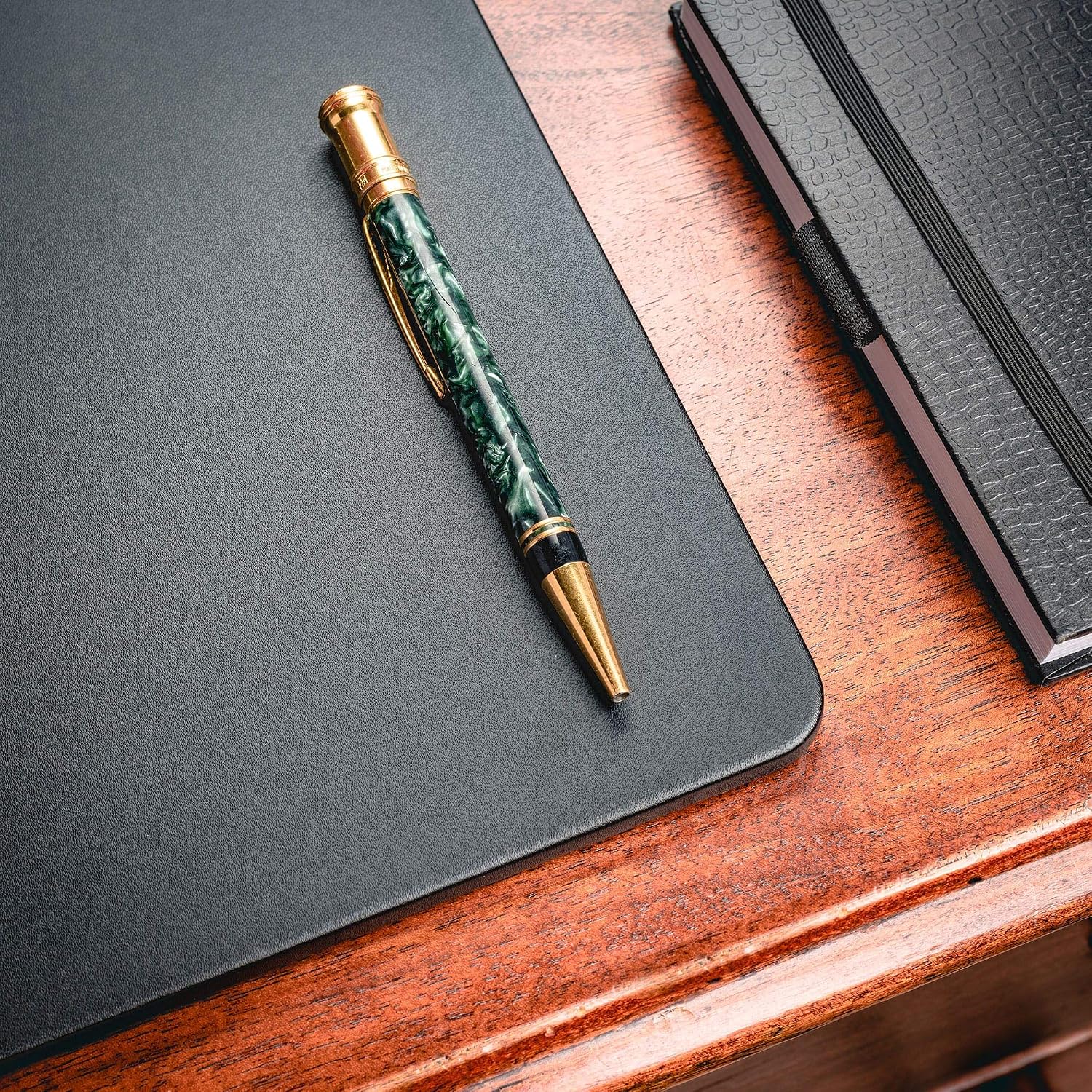 Dacasso Classic Leatherette Mat Desk pad, 24 x 19, Black (P1027)